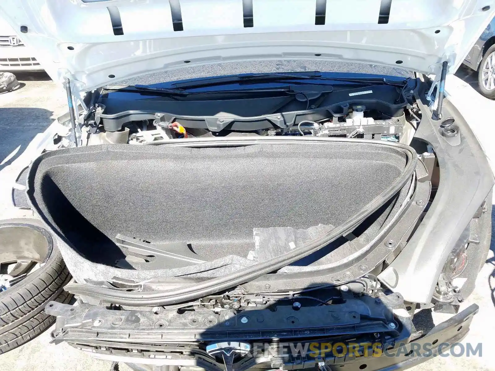 7 Photograph of a damaged car 5YJXCBE2XKF196397 TESLA MODEL X 2019