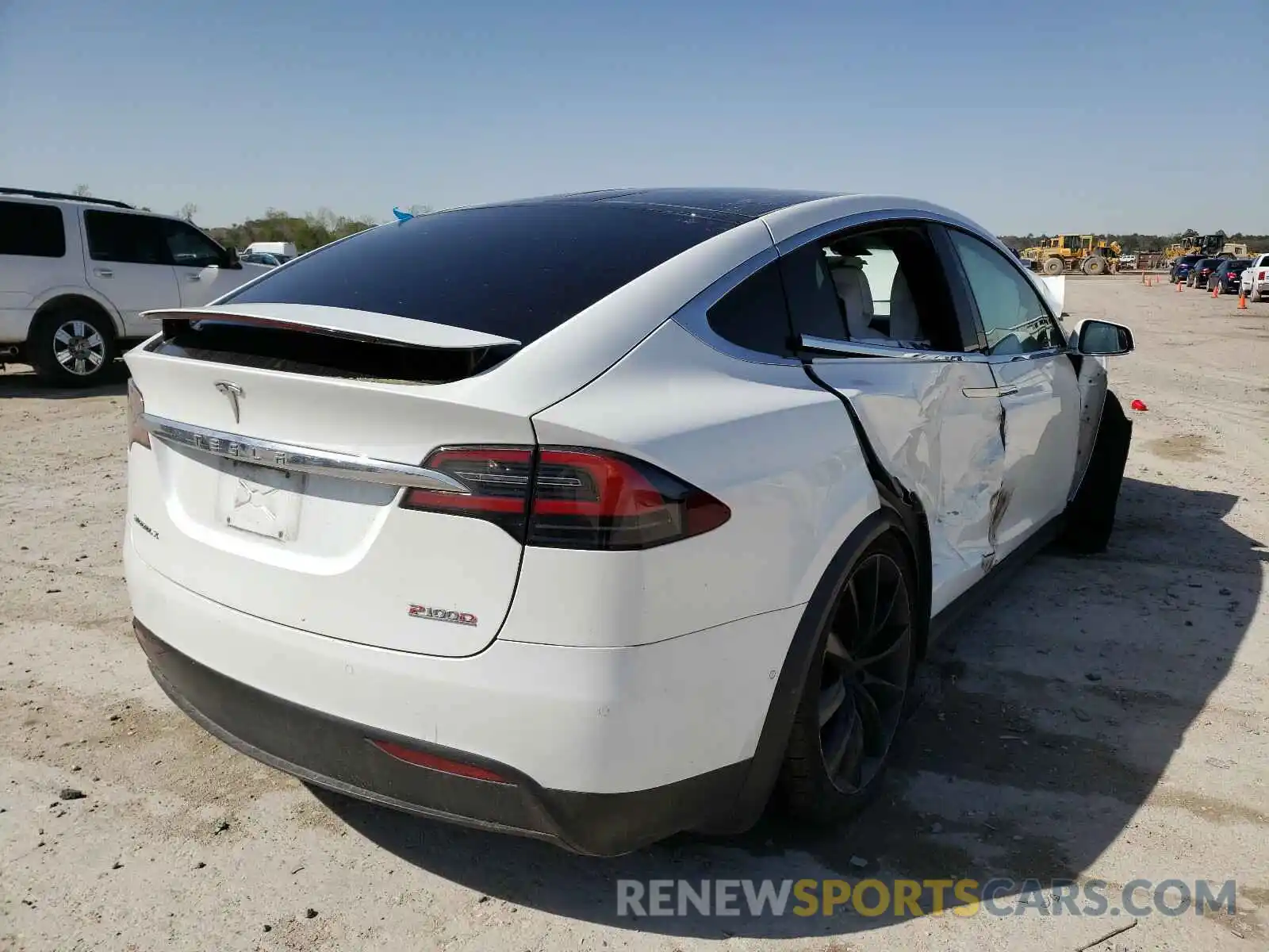 4 Фотография поврежденного автомобиля 5YJXCBE40KF145864 TESLA MODEL X 2019