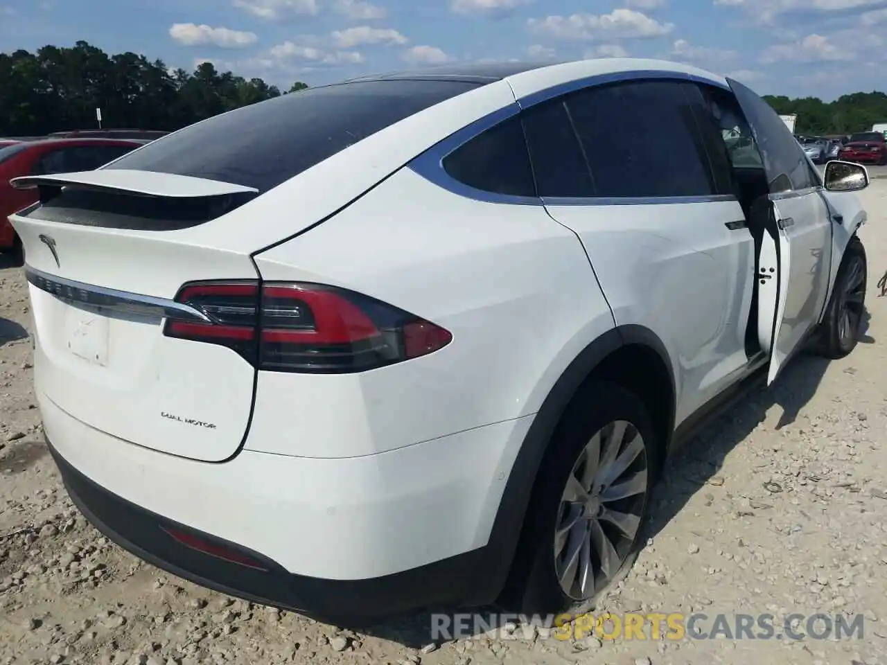 4 Фотография поврежденного автомобиля 5YJXCDE20KF185730 TESLA MODEL X 2019