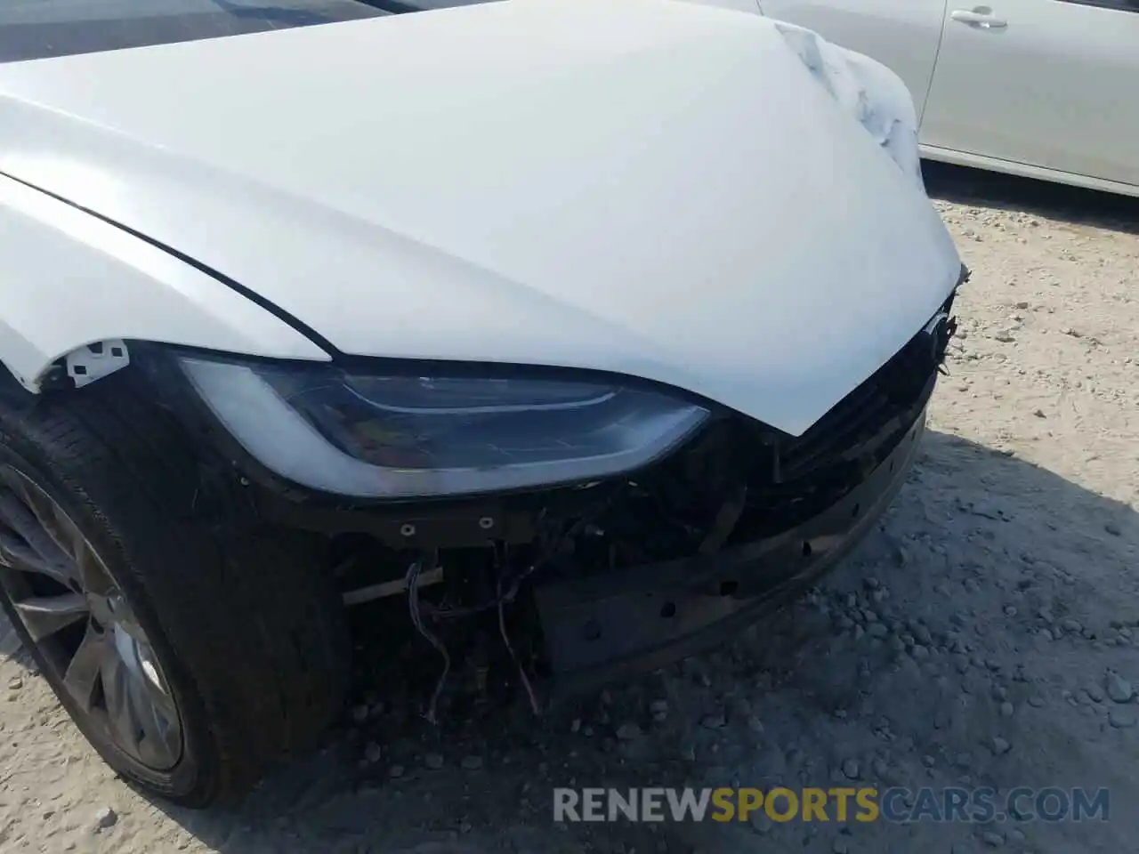 9 Photograph of a damaged car 5YJXCDE20KF185730 TESLA MODEL X 2019