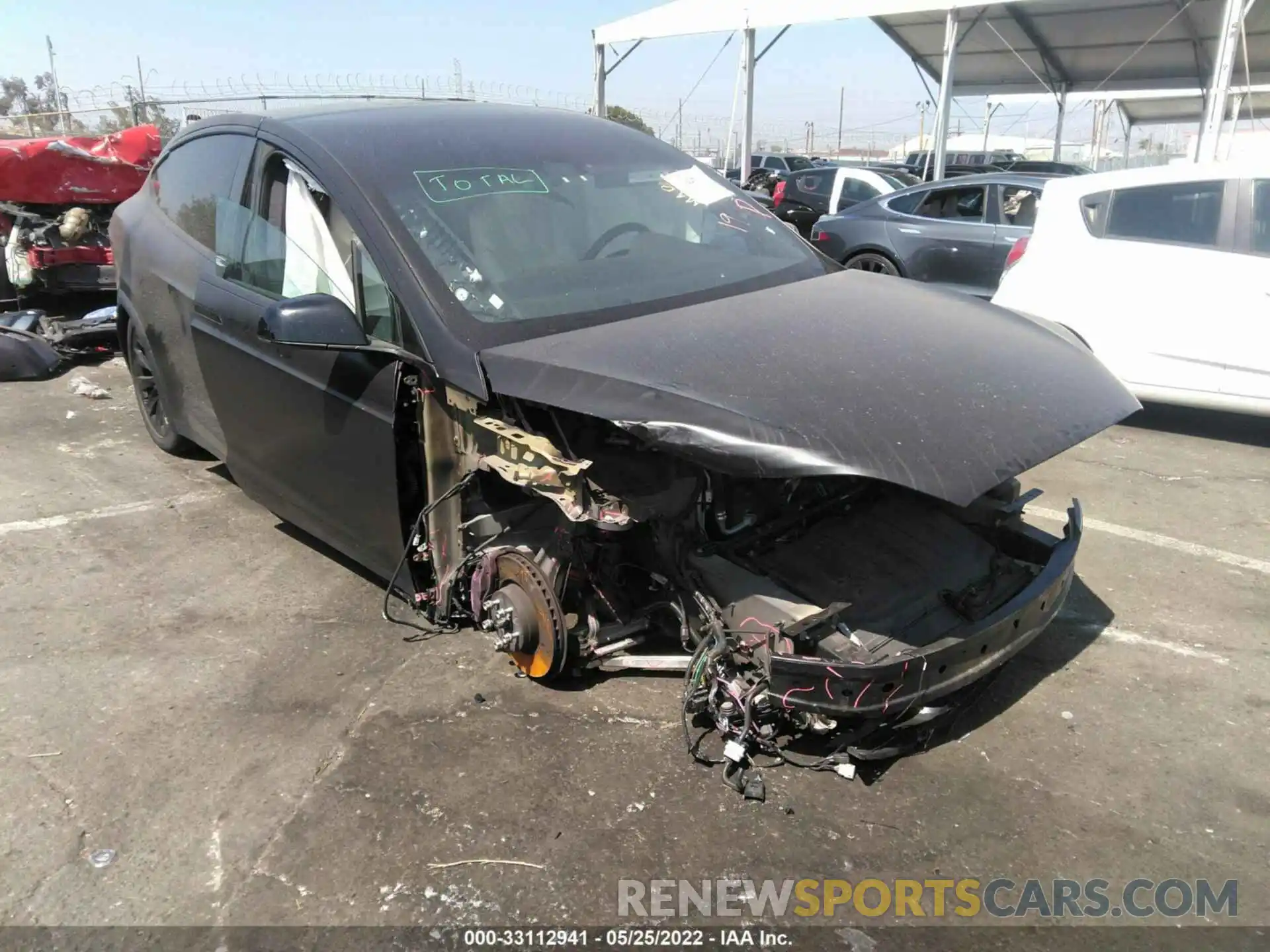 1 Photograph of a damaged car 5YJXCDE21KF190189 TESLA MODEL X 2019