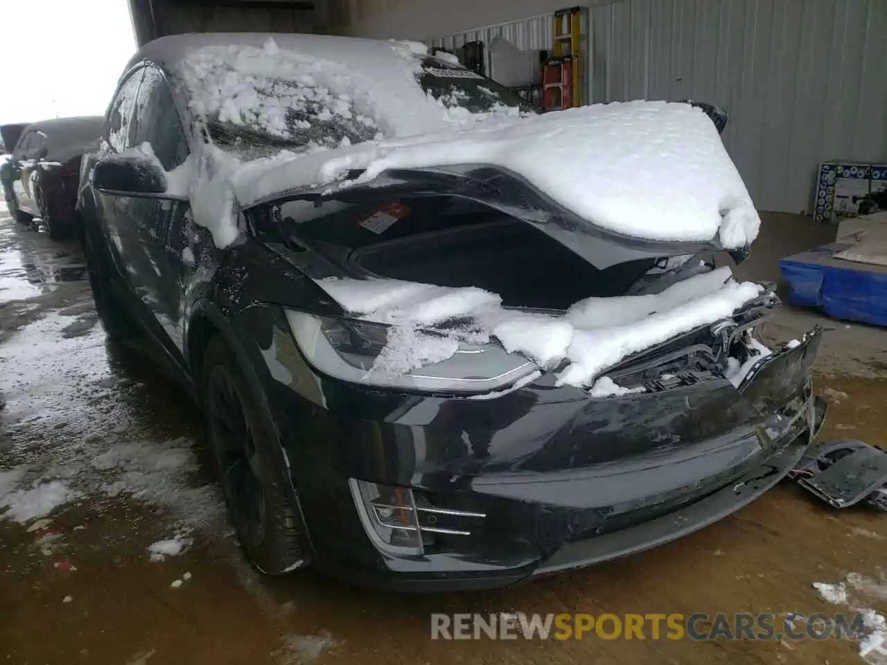 1 Photograph of a damaged car 5YJXCDE22KF180691 TESLA MODEL X 2019