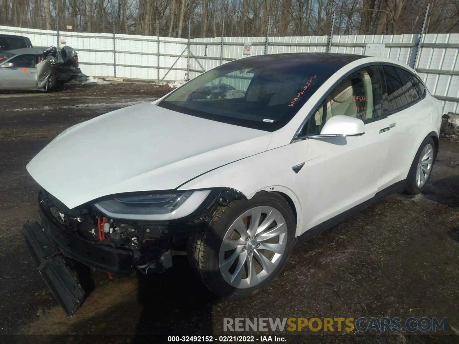 2 Фотография поврежденного автомобиля 5YJXCDE22KF185115 TESLA MODEL X 2019