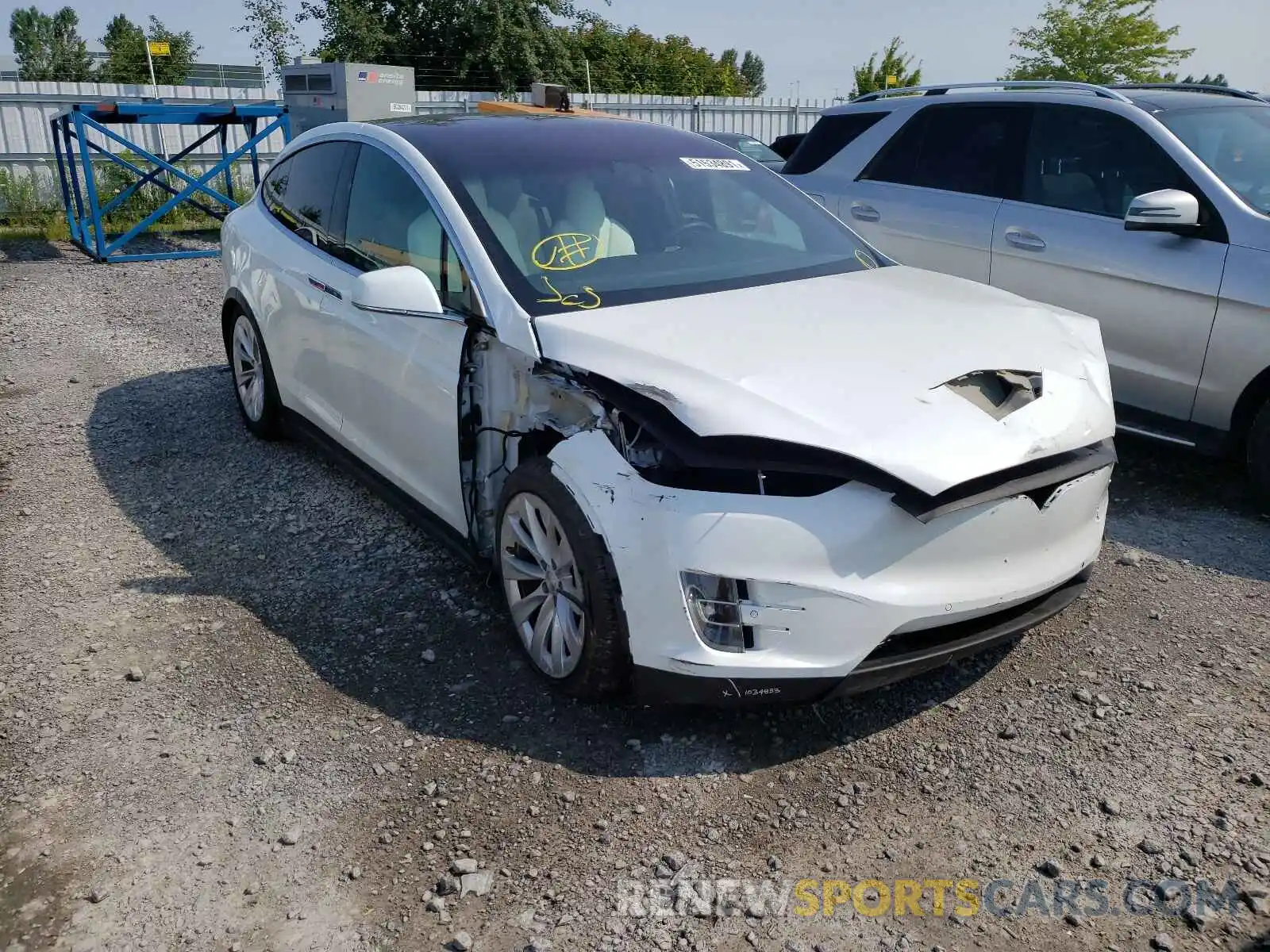 1 Photograph of a damaged car 5YJXCDE25KF183679 TESLA MODEL X 2019