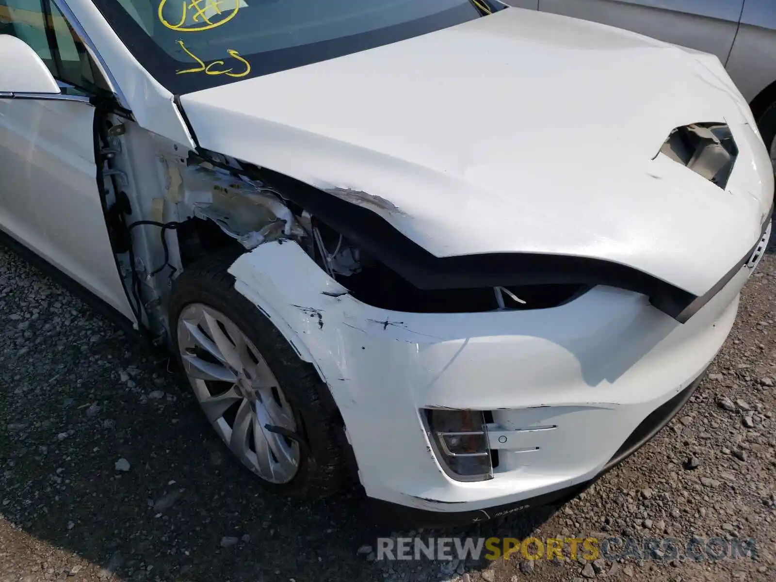 9 Photograph of a damaged car 5YJXCDE25KF183679 TESLA MODEL X 2019