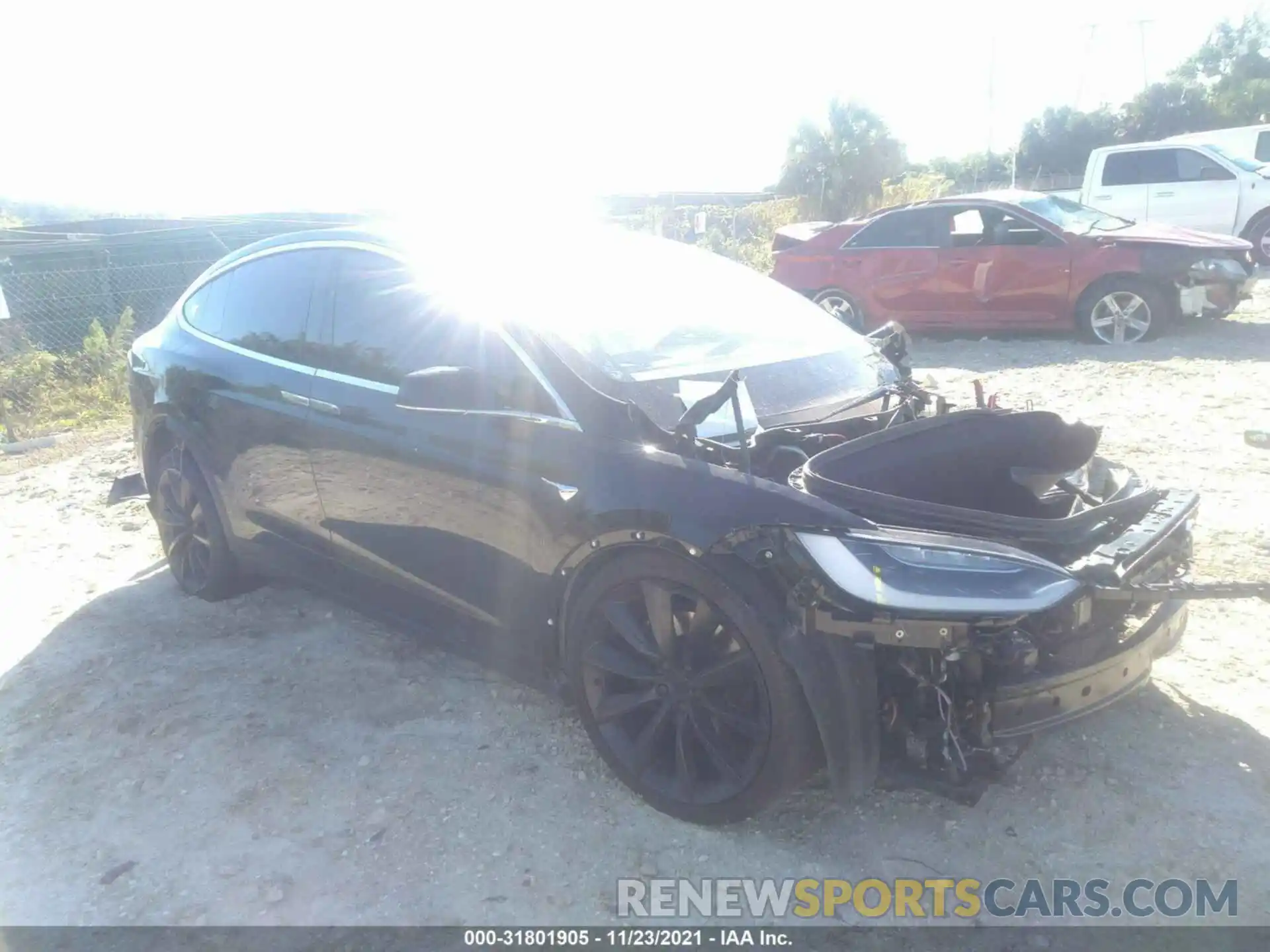 1 Photograph of a damaged car 5YJXCDE25KF185724 TESLA MODEL X 2019