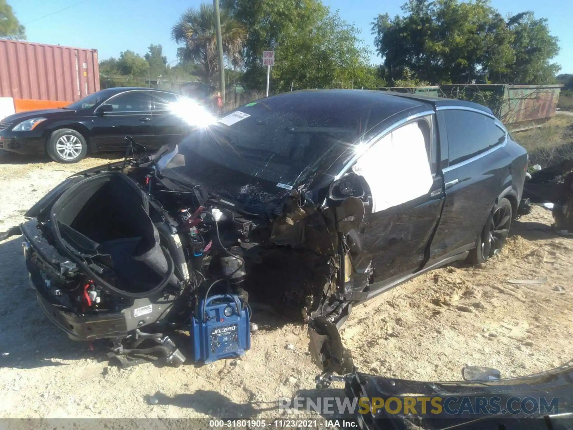 2 Photograph of a damaged car 5YJXCDE25KF185724 TESLA MODEL X 2019