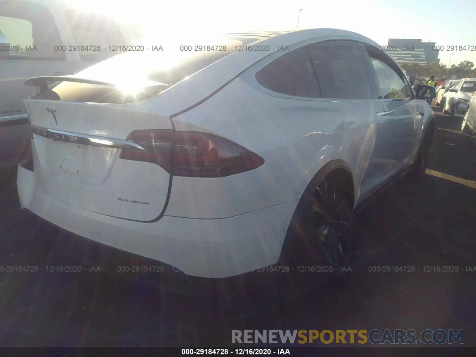 4 Фотография поврежденного автомобиля 5YJXCDE25KF211531 TESLA MODEL X 2019