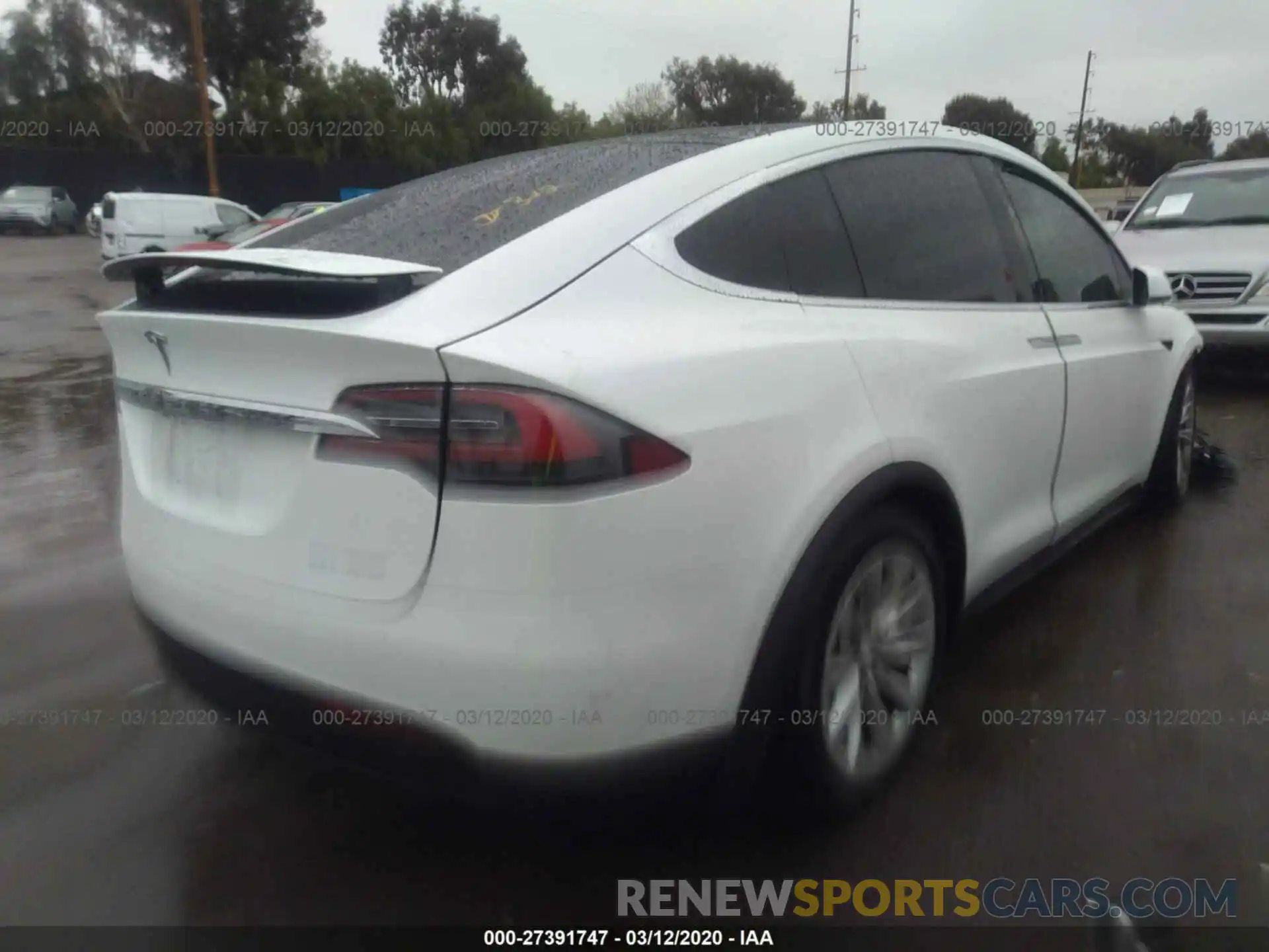 4 Photograph of a damaged car 5YJXCDE28KF184406 TESLA MODEL X 2019