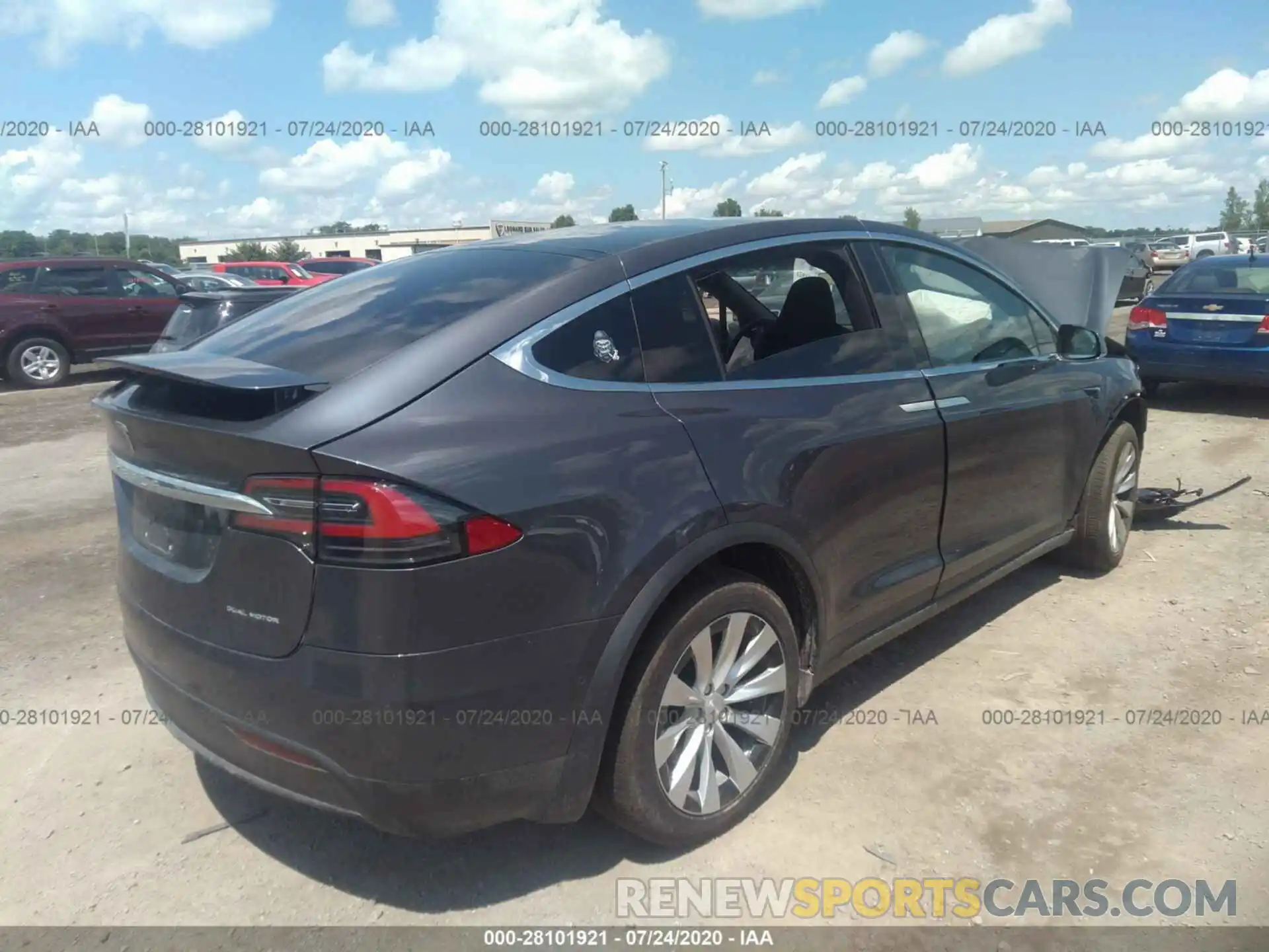 4 Фотография поврежденного автомобиля 5YJXCDE29KF180686 TESLA MODEL X 2019