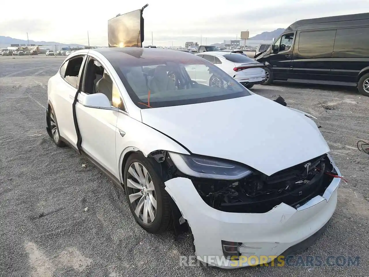 1 Photograph of a damaged car 5YJXCDE43KF211674 TESLA MODEL X 2019