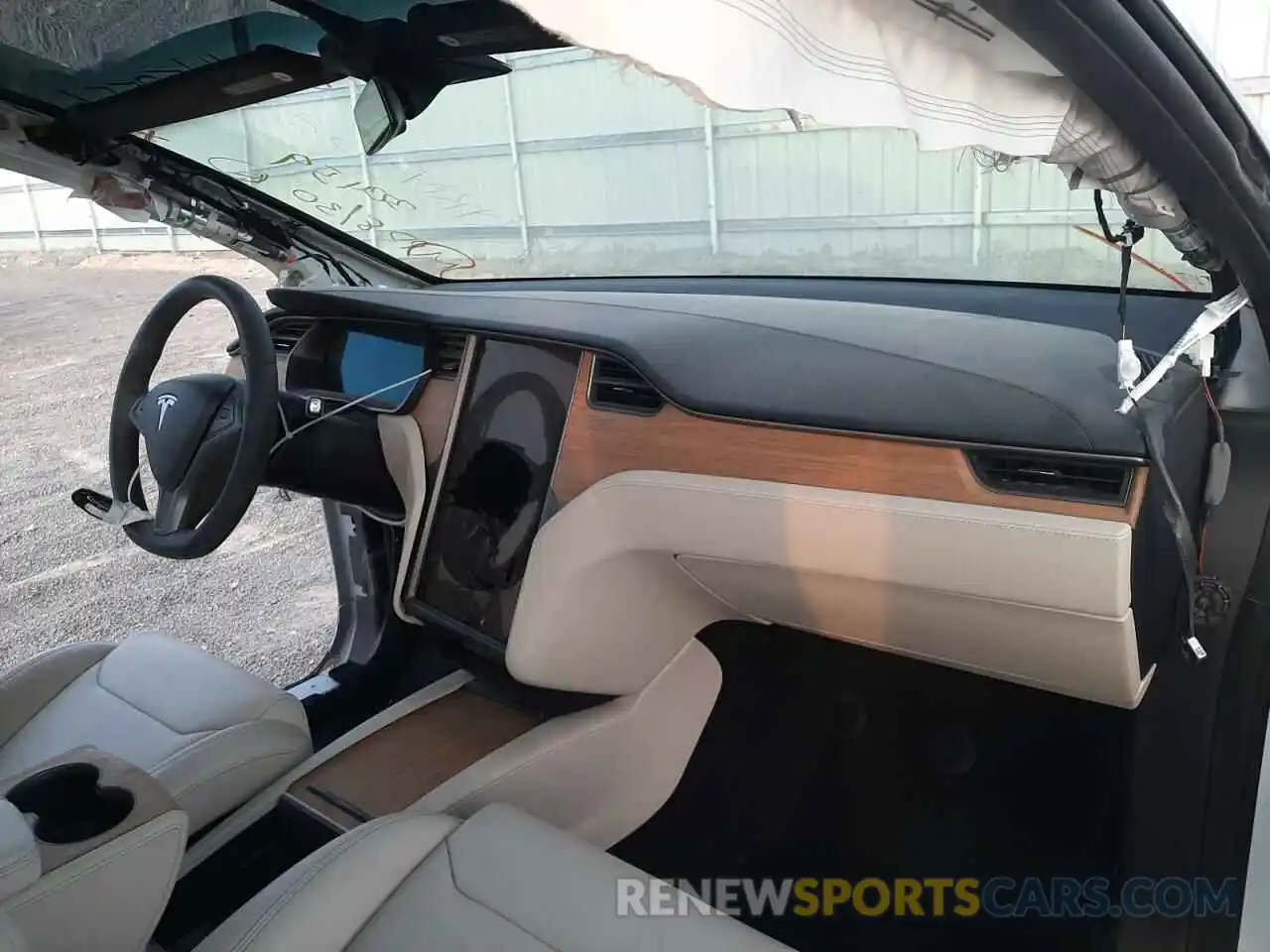 9 Photograph of a damaged car 5YJXCDE43KF211674 TESLA MODEL X 2019