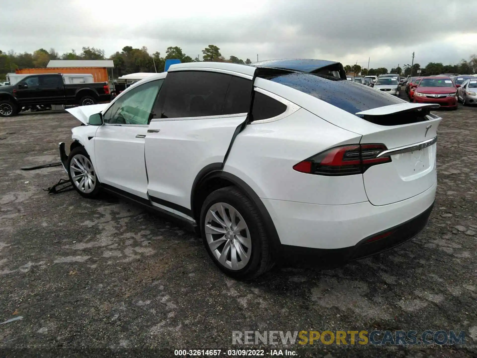 3 Photograph of a damaged car 5YJXCAE20LF300813 TESLA MODEL X 2020