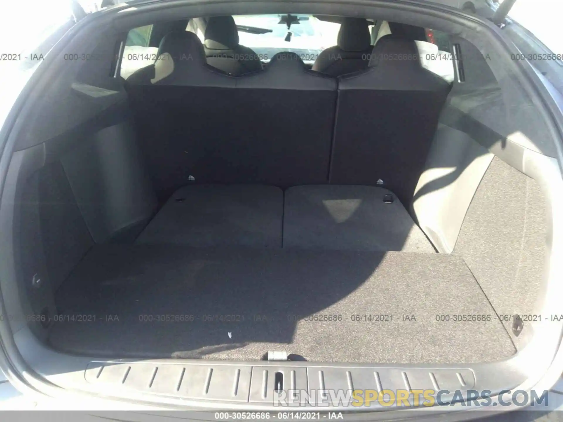 8 Photograph of a damaged car 5YJXCAE20LF302819 TESLA MODEL X 2020