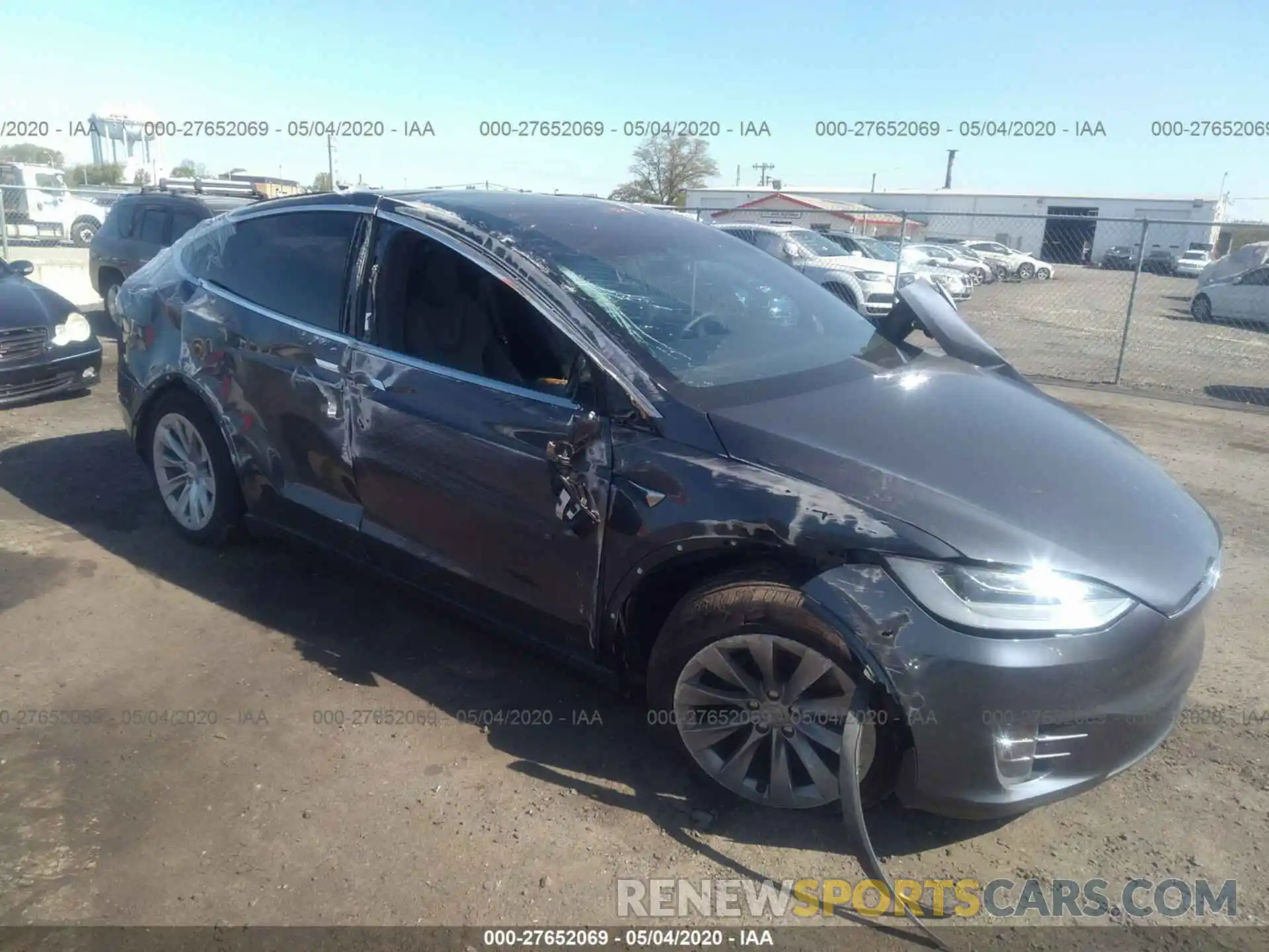 1 Photograph of a damaged car 5YJXCAE21LF243859 TESLA MODEL X 2020