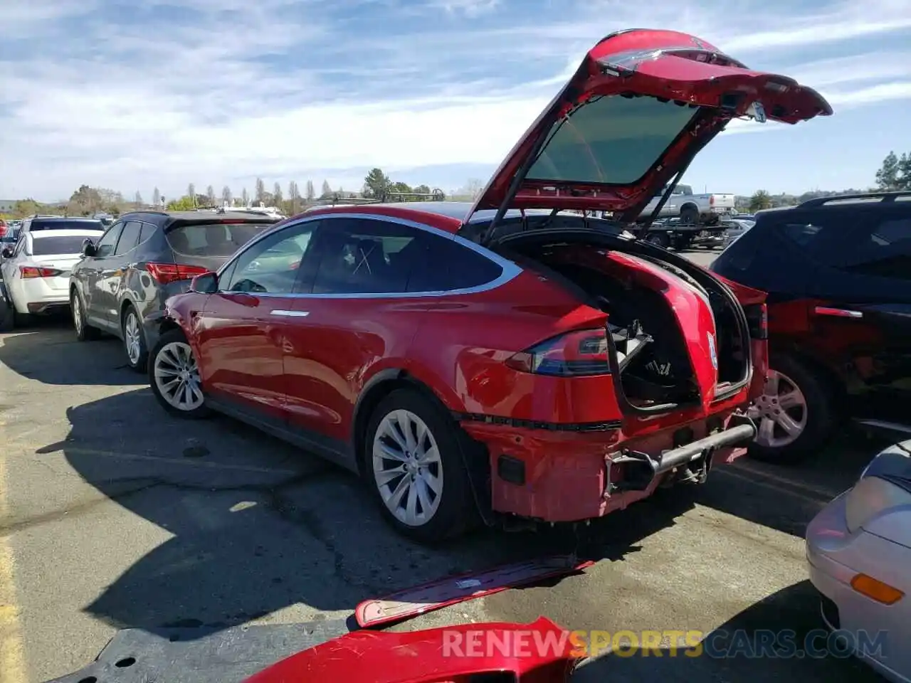 3 Фотография поврежденного автомобиля 5YJXCAE24LF262566 TESLA MODEL X 2020