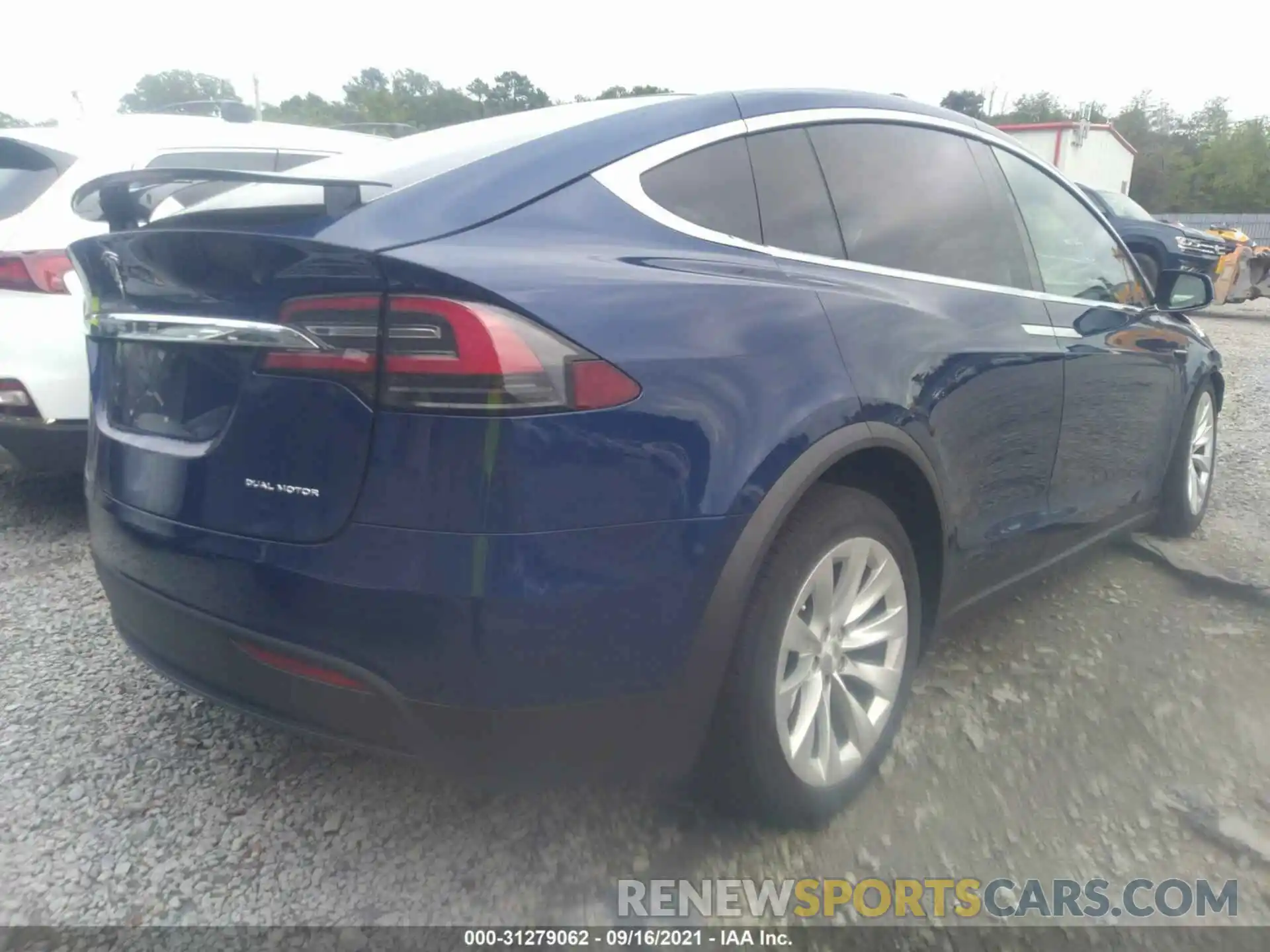 4 Photograph of a damaged car 5YJXCAE25LF221329 TESLA MODEL X 2020