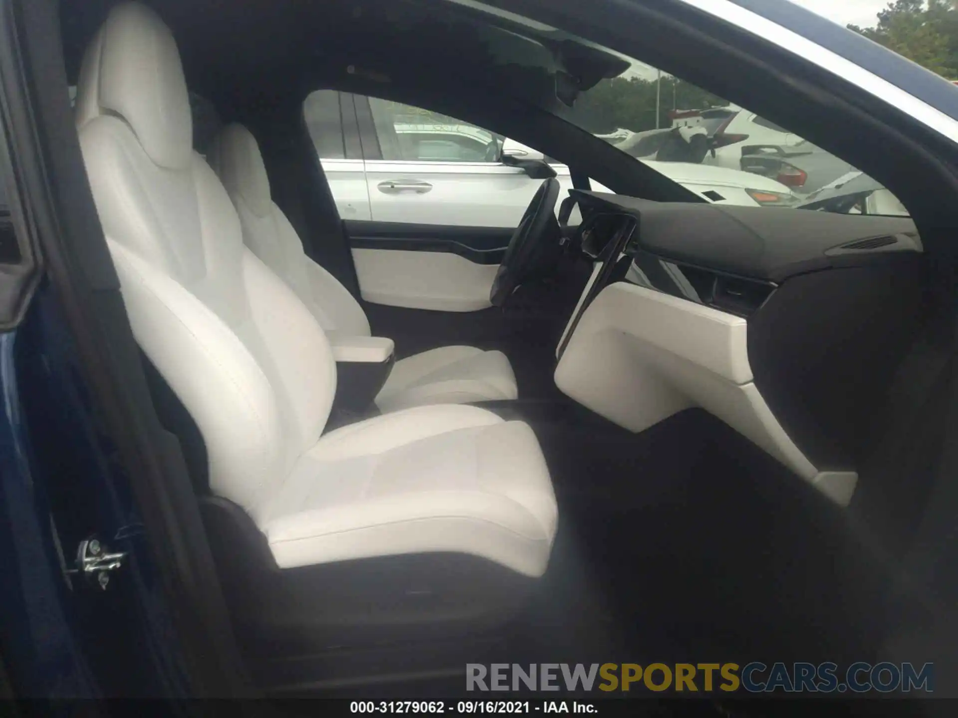 5 Photograph of a damaged car 5YJXCAE25LF221329 TESLA MODEL X 2020