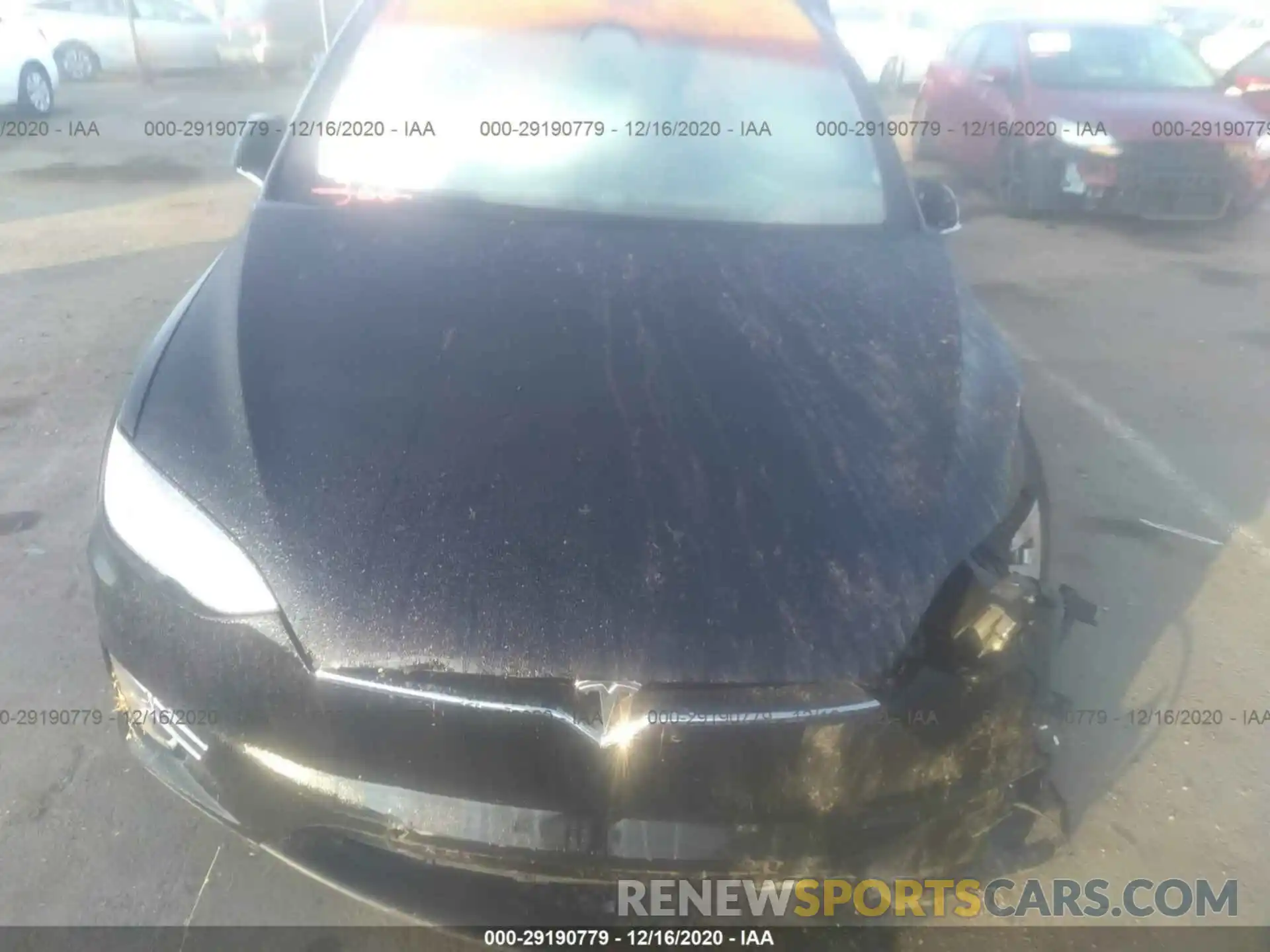 10 Photograph of a damaged car 5YJXCAE25LF231035 TESLA MODEL X 2020