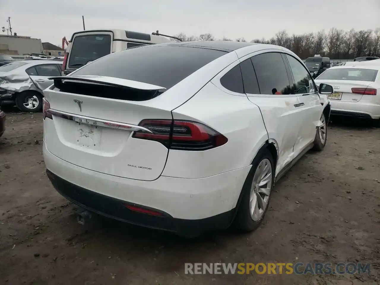 4 Photograph of a damaged car 5YJXCAE27LF238696 TESLA MODEL X 2020