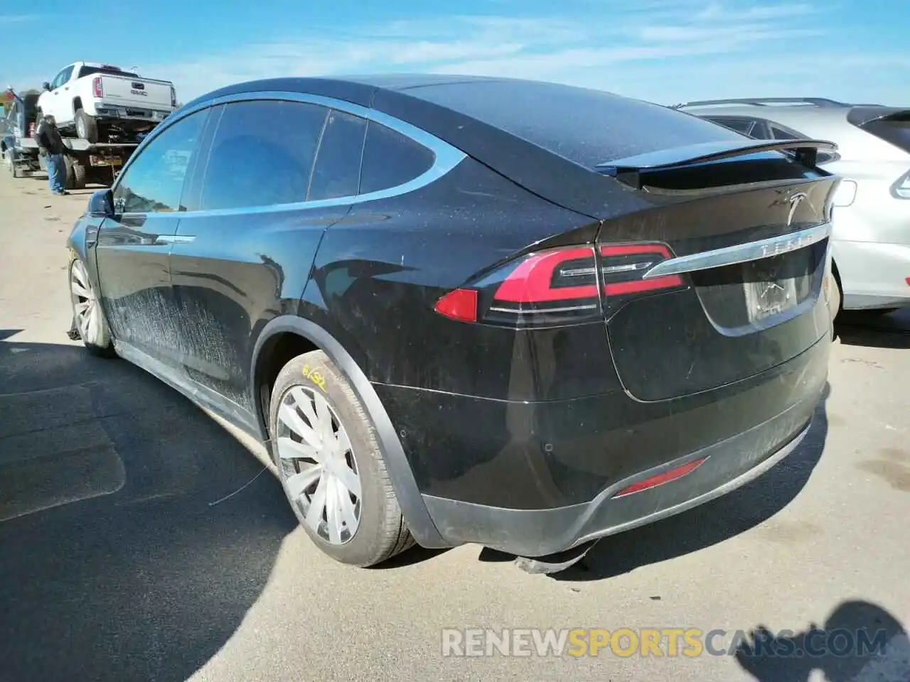 3 Photograph of a damaged car 5YJXCAE27LF245910 TESLA MODEL X 2020