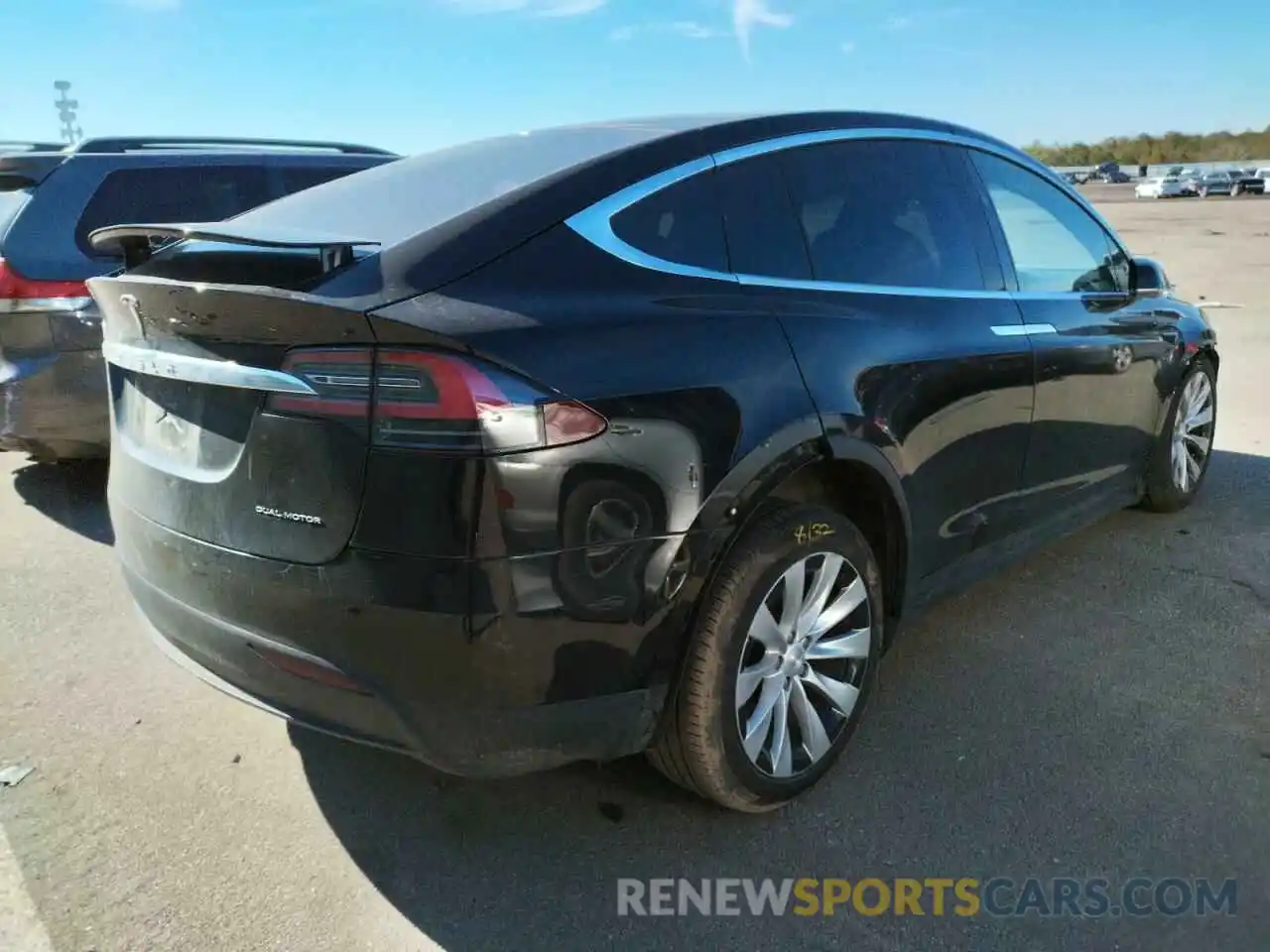 4 Фотография поврежденного автомобиля 5YJXCAE27LF245910 TESLA MODEL X 2020