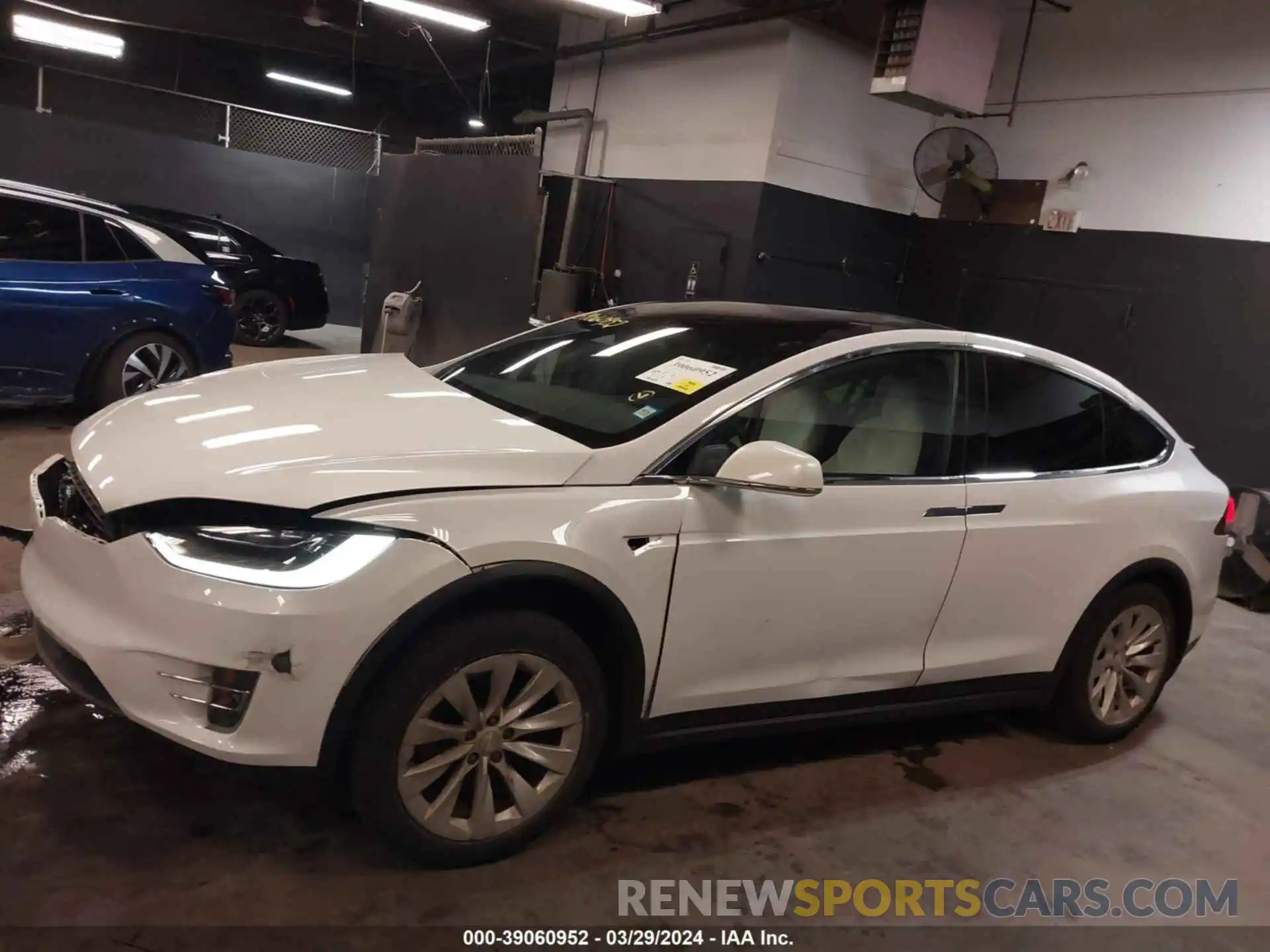 14 Фотография поврежденного автомобиля 5YJXCAE28LF297658 TESLA MODEL X 2020