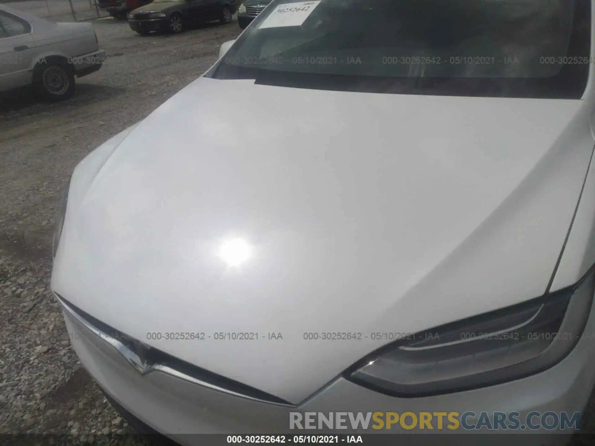 10 Photograph of a damaged car 5YJXCAE28LF298731 TESLA MODEL X 2020