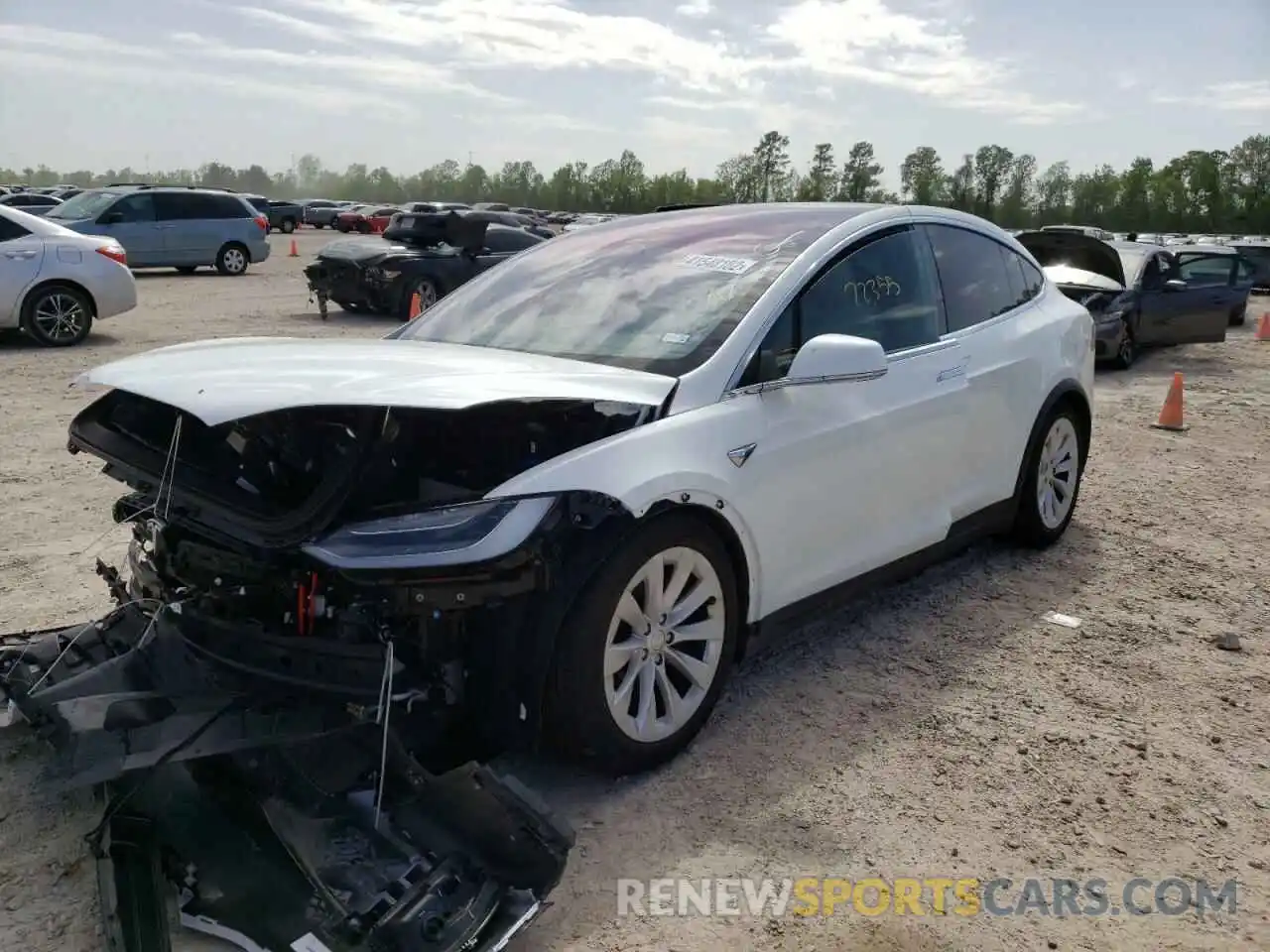 2 Photograph of a damaged car 5YJXCAE29LF233449 TESLA MODEL X 2020