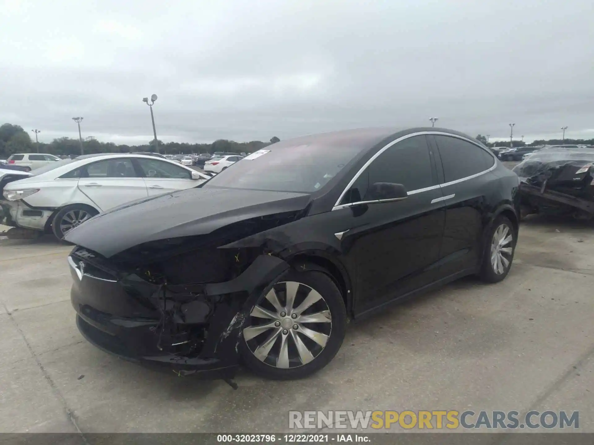 2 Photograph of a damaged car 5YJXCAE29LF260814 TESLA MODEL X 2020