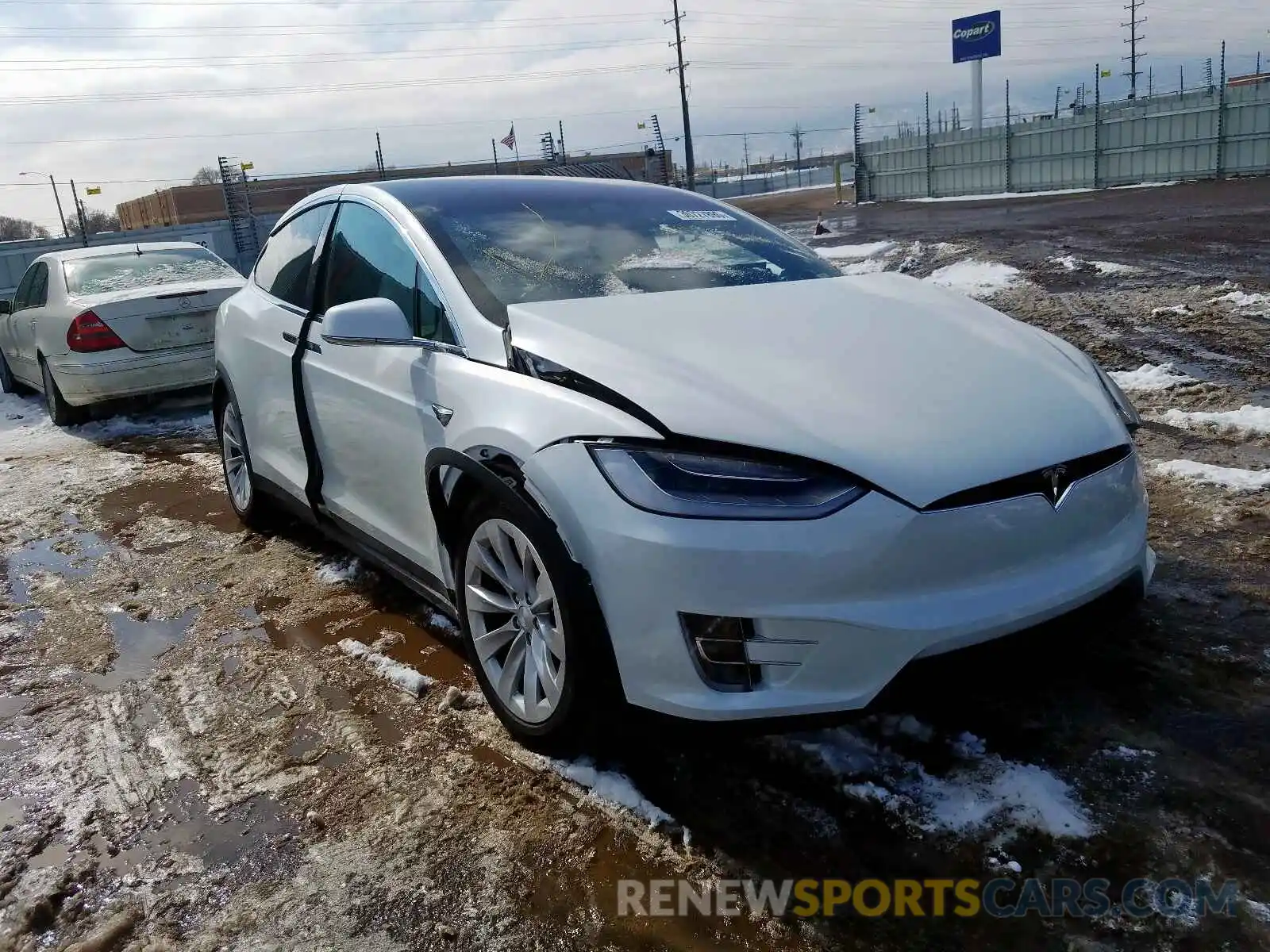 1 Photograph of a damaged car 5YJXCAE2XLF236554 TESLA MODEL X 2020