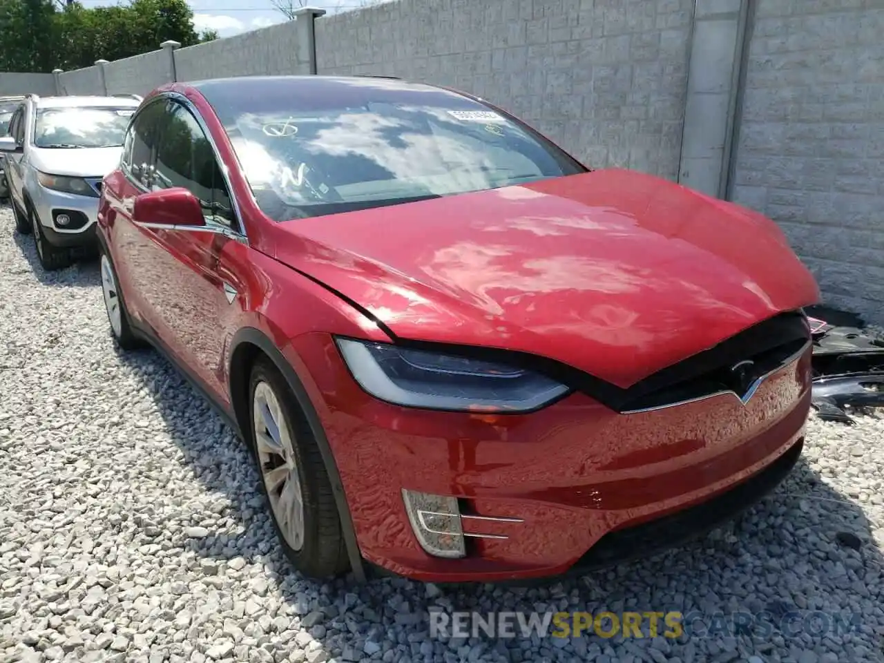 1 Photograph of a damaged car 5YJXCAE44LF243968 TESLA MODEL X 2020