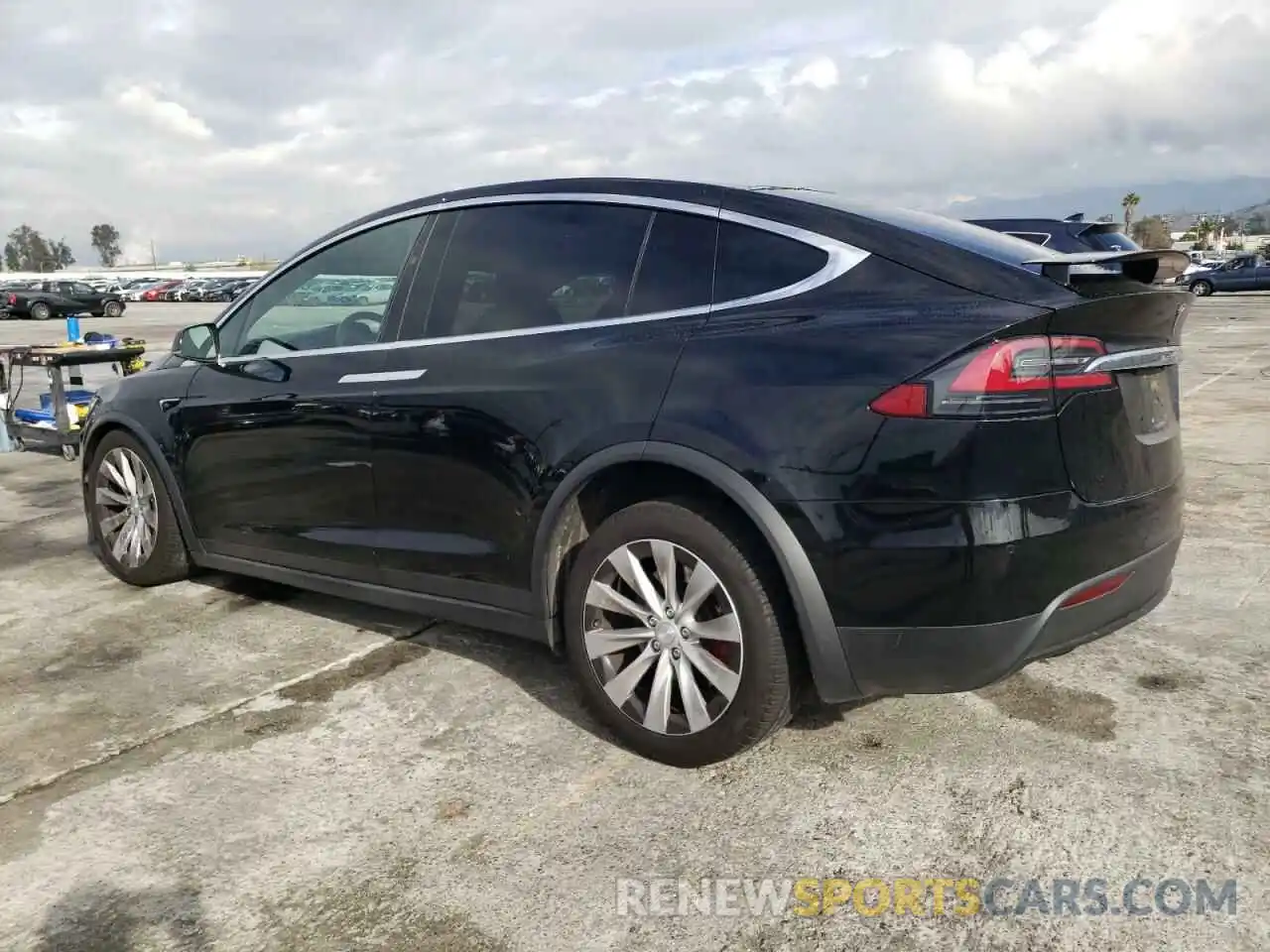 2 Photograph of a damaged car 5YJXCAE49LF236286 TESLA MODEL X 2020