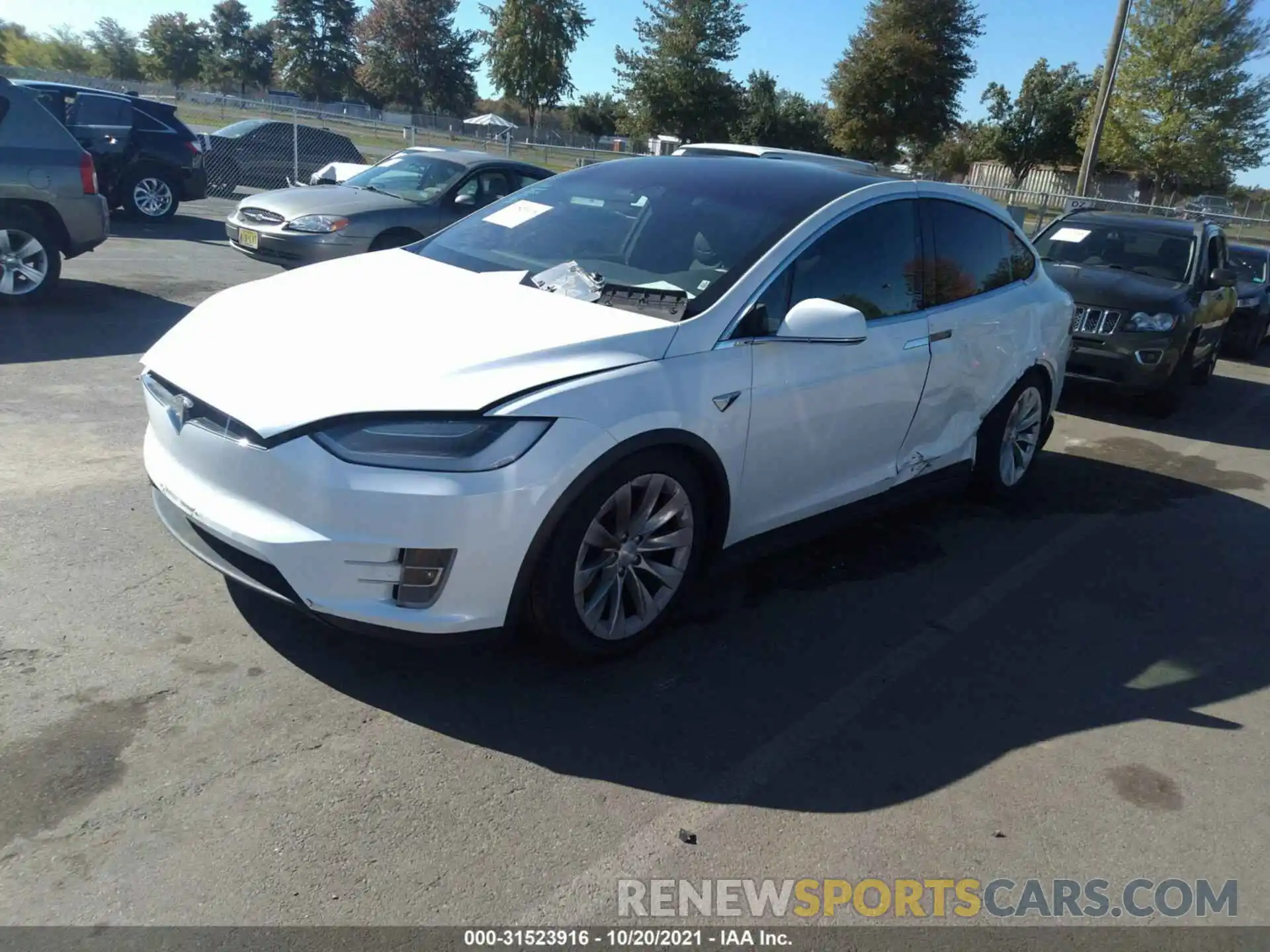 2 Photograph of a damaged car 5YJXCBE20LF218019 TESLA MODEL X 2020