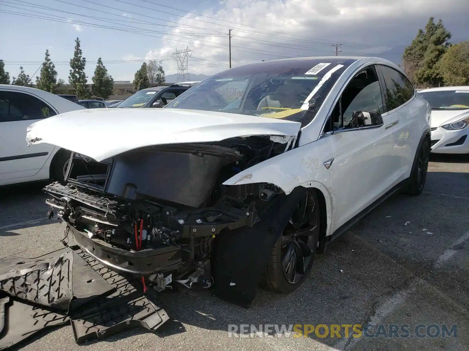 2 Photograph of a damaged car 5YJXCBE20LF242014 TESLA MODEL X 2020