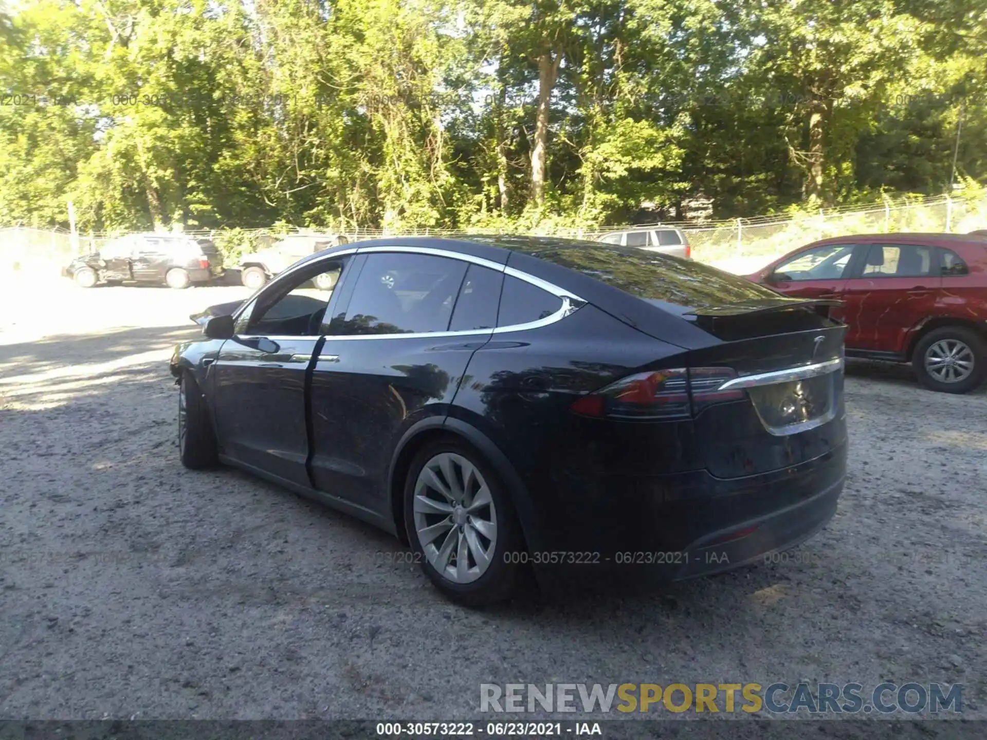 3 Photograph of a damaged car 5YJXCBE20LF296316 TESLA MODEL X 2020