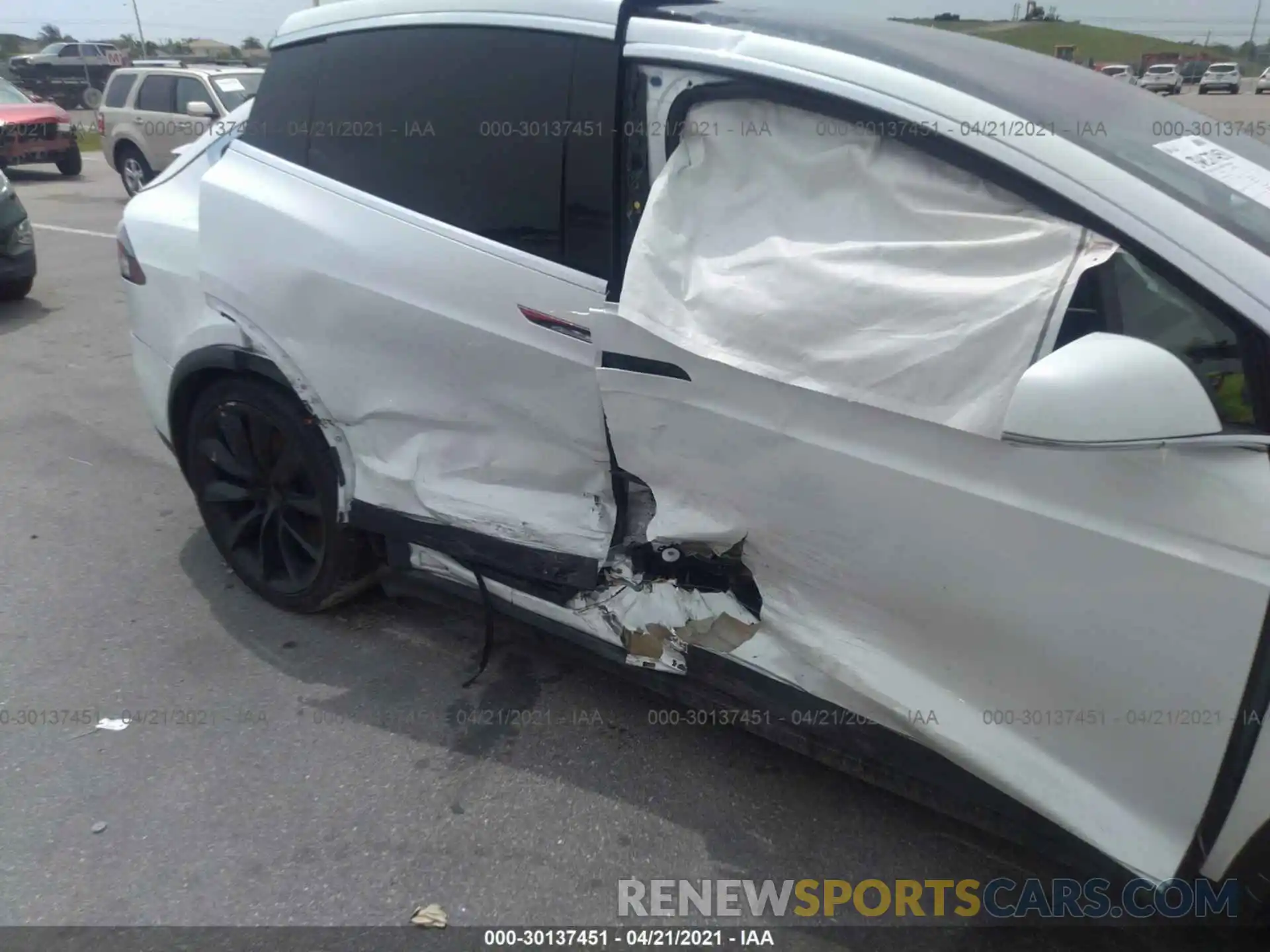 6 Photograph of a damaged car 5YJXCBE21LF246704 TESLA MODEL X 2020