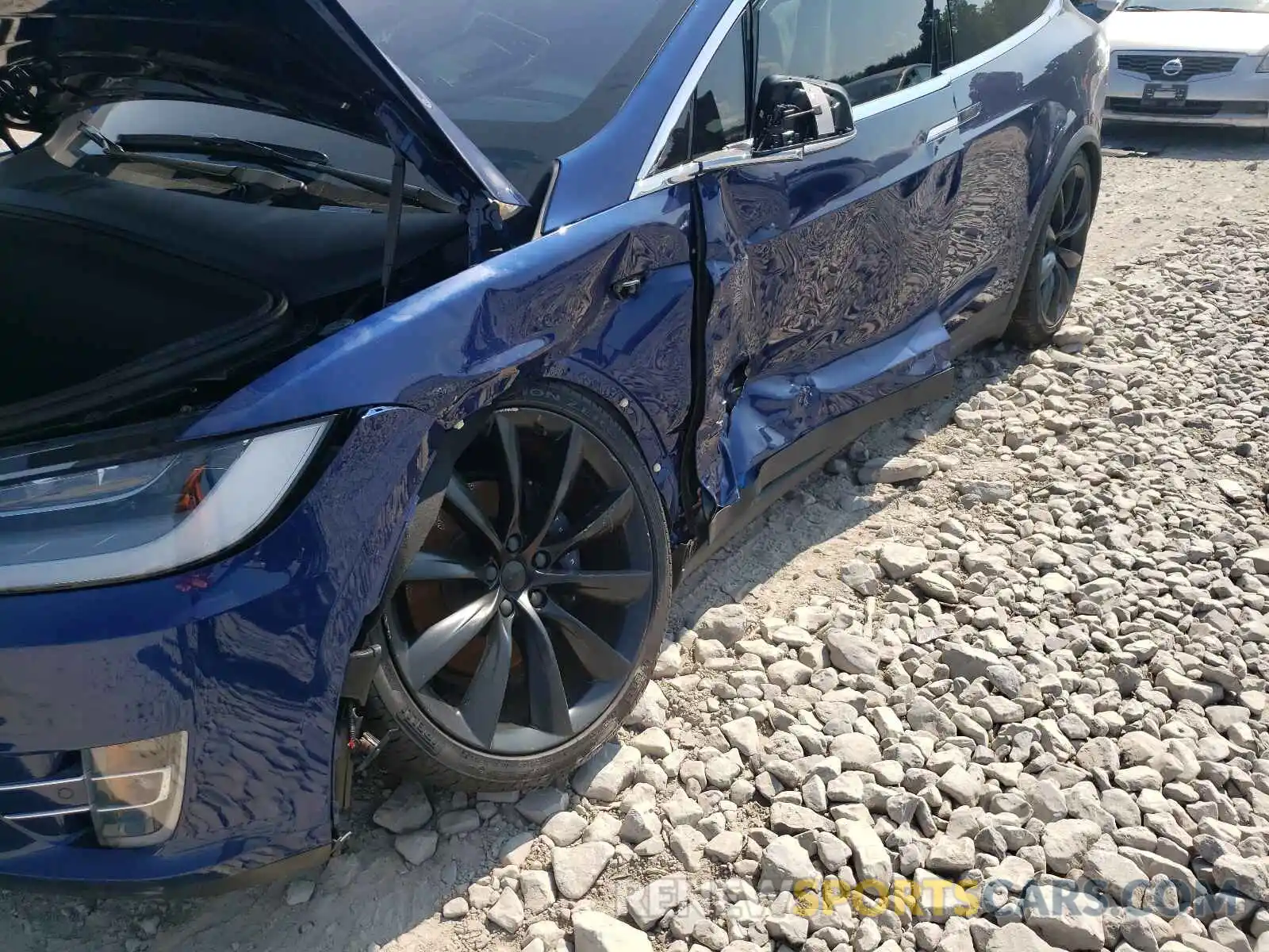 9 Photograph of a damaged car 5YJXCBE21LF249473 TESLA MODEL X 2020