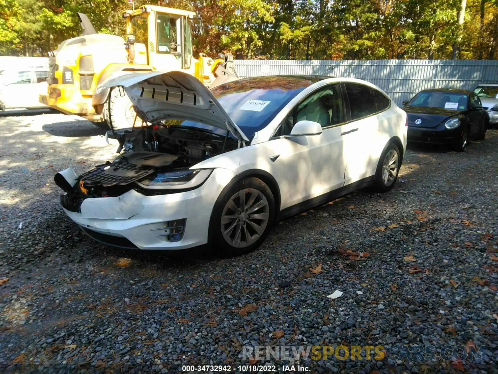 2 Photograph of a damaged car 5YJXCBE22LF238482 TESLA MODEL X 2020