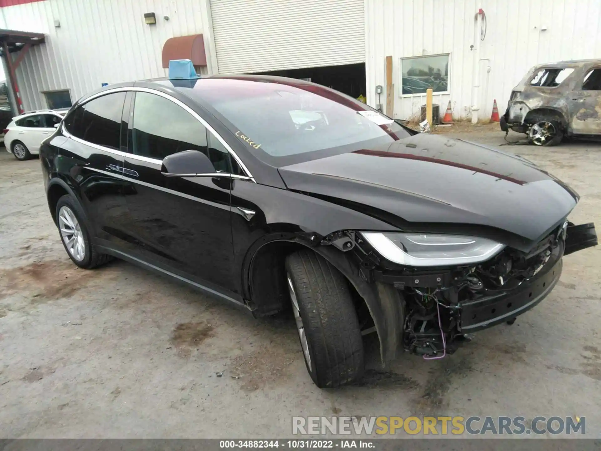 1 Photograph of a damaged car 5YJXCBE22LF282126 TESLA MODEL X 2020