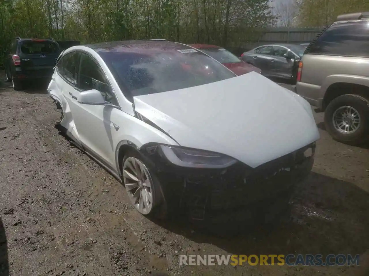 1 Photograph of a damaged car 5YJXCBE23LF233890 TESLA MODEL X 2020