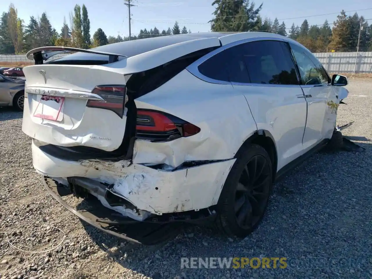 4 Photograph of a damaged car 5YJXCBE23LF272804 TESLA MODEL X 2020