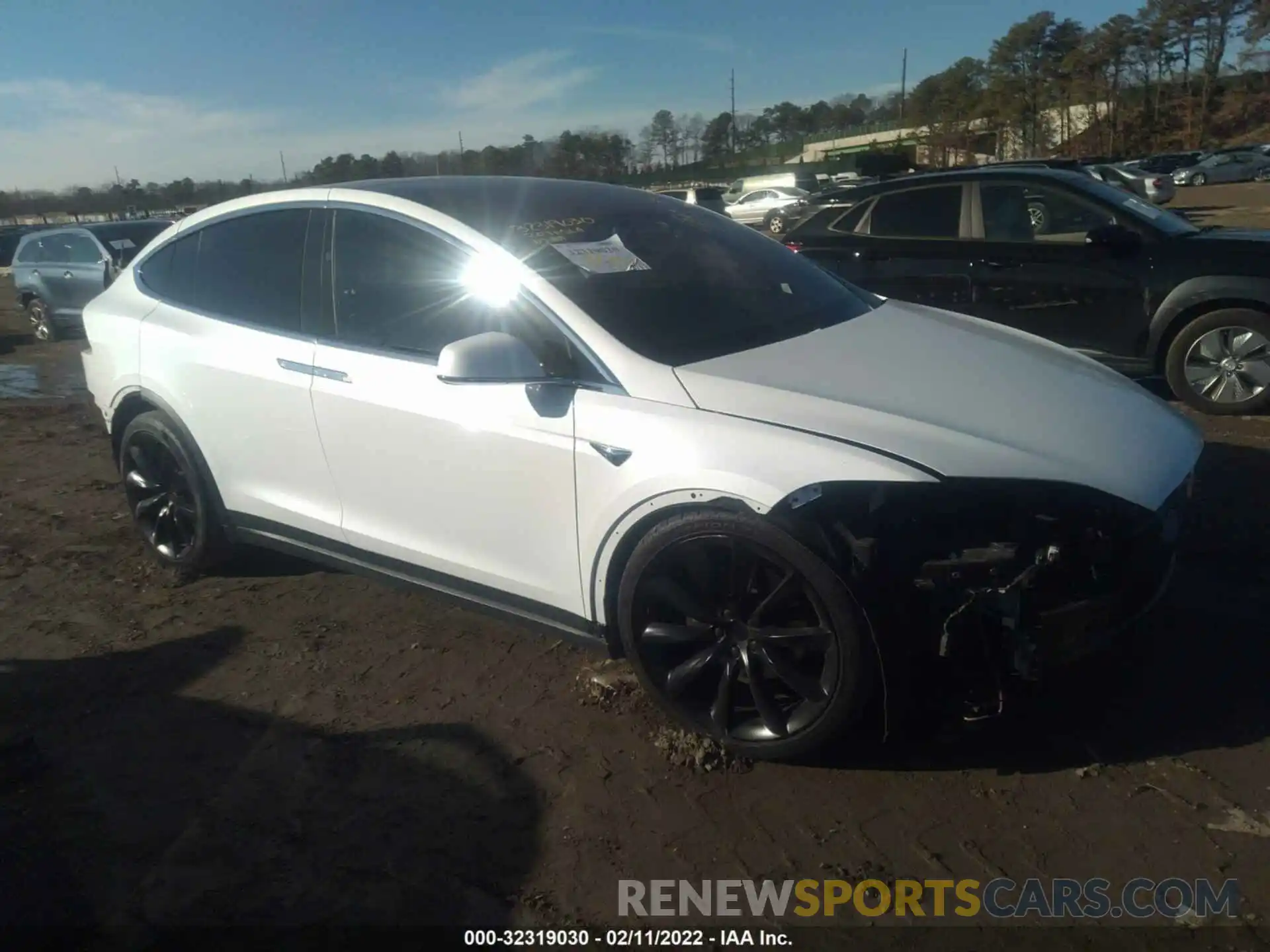 1 Photograph of a damaged car 5YJXCBE23LF286055 TESLA MODEL X 2020