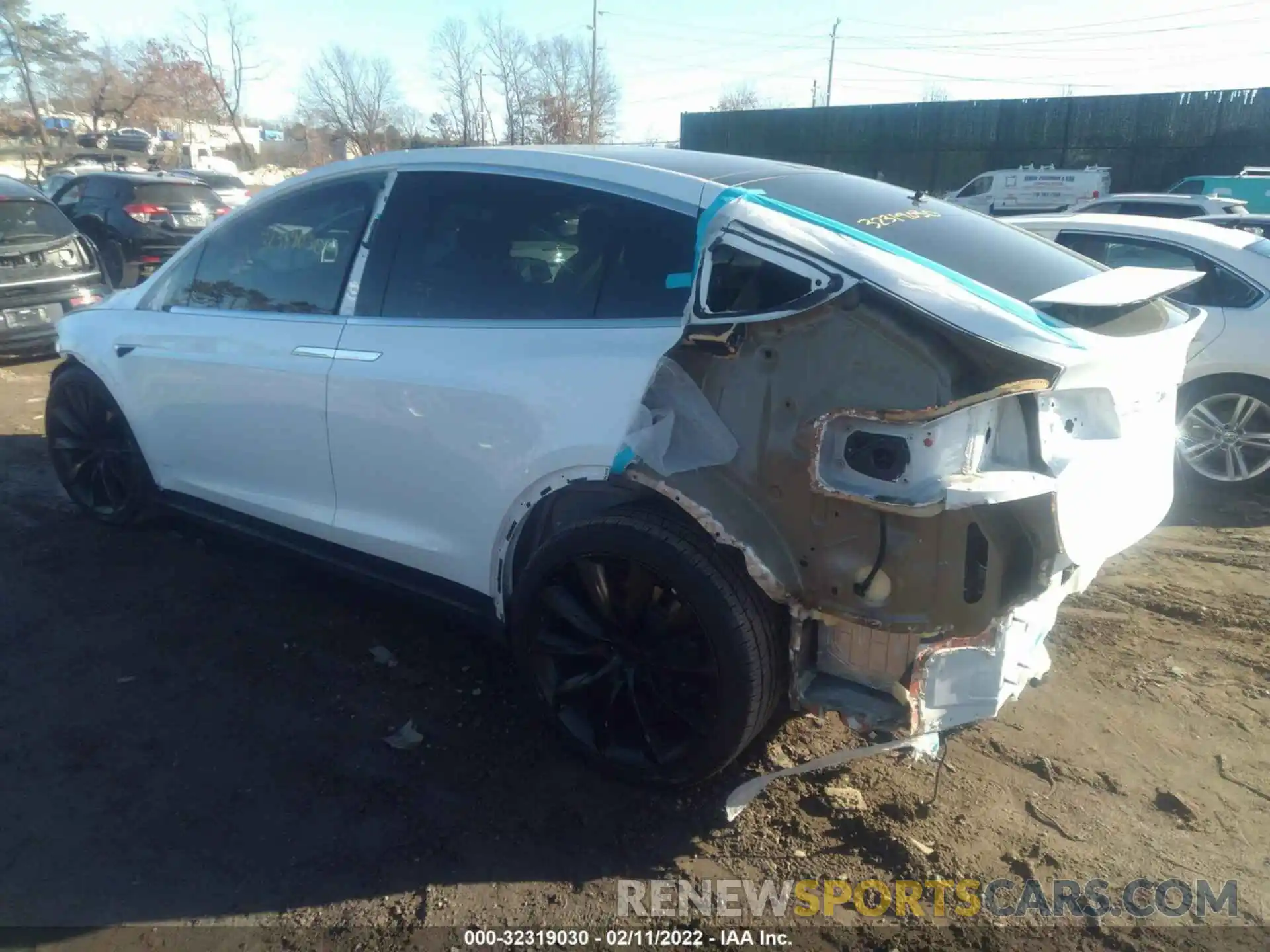 3 Photograph of a damaged car 5YJXCBE23LF286055 TESLA MODEL X 2020