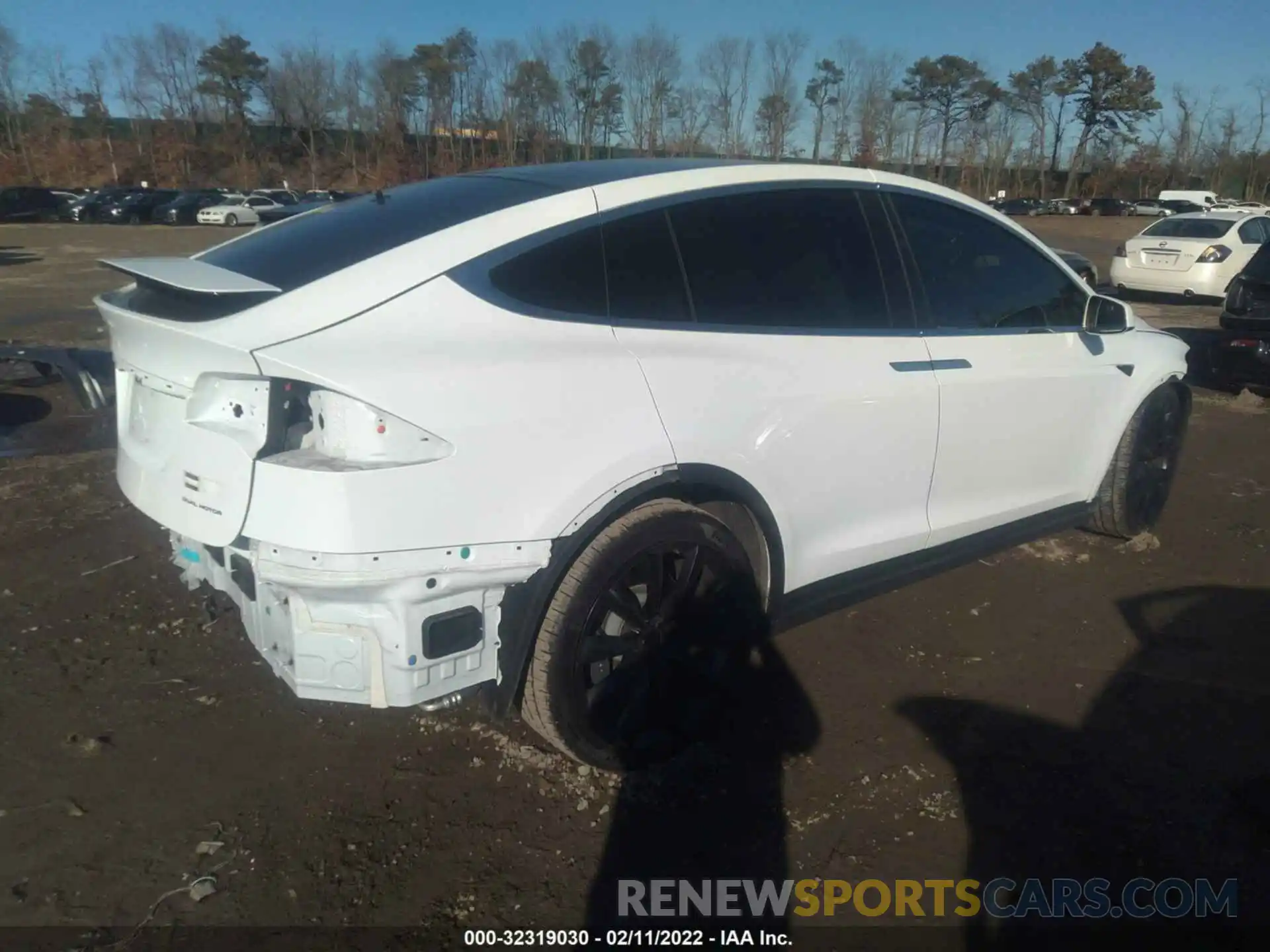 4 Photograph of a damaged car 5YJXCBE23LF286055 TESLA MODEL X 2020