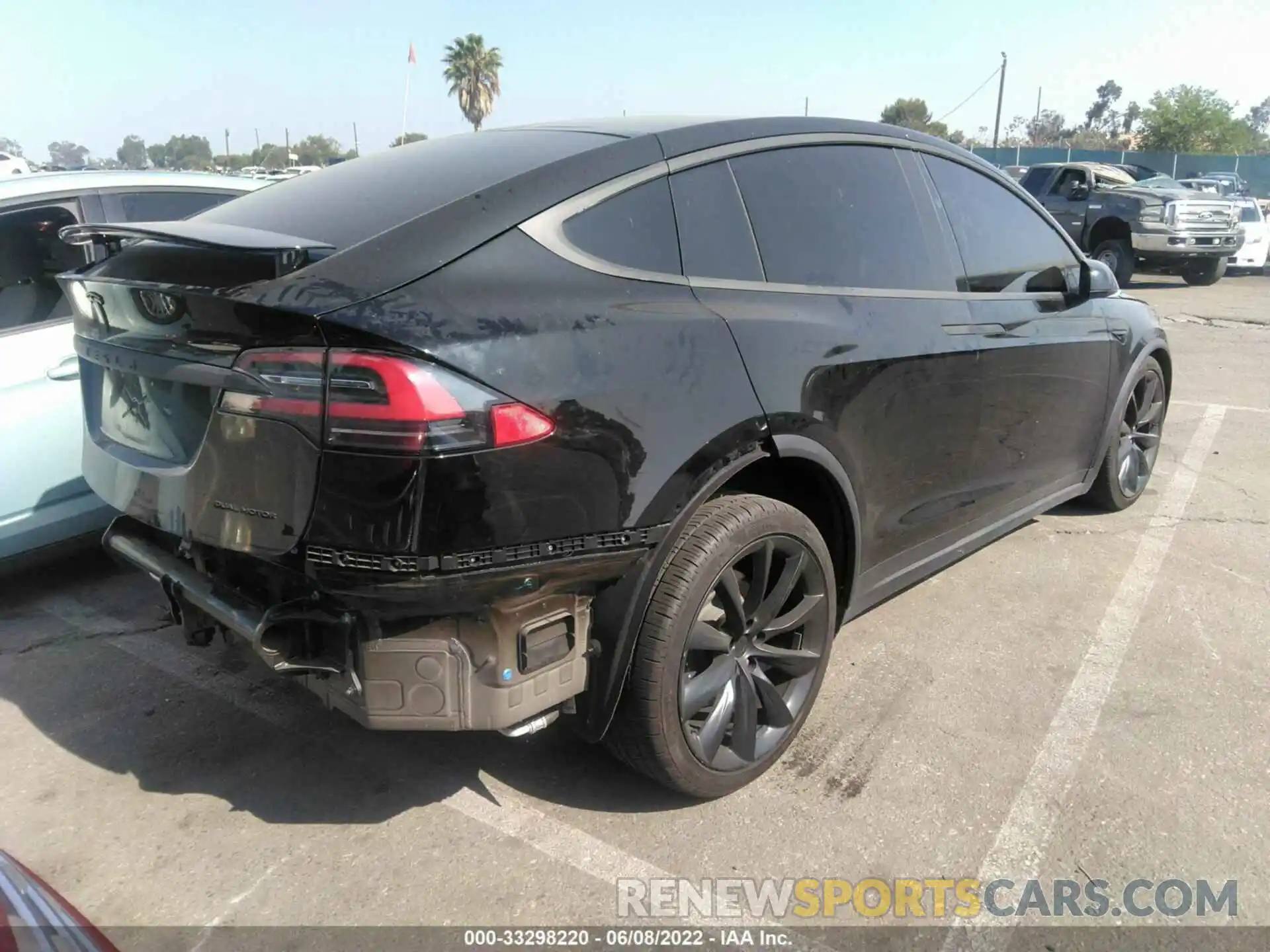 4 Photograph of a damaged car 5YJXCBE24LF261326 TESLA MODEL X 2020