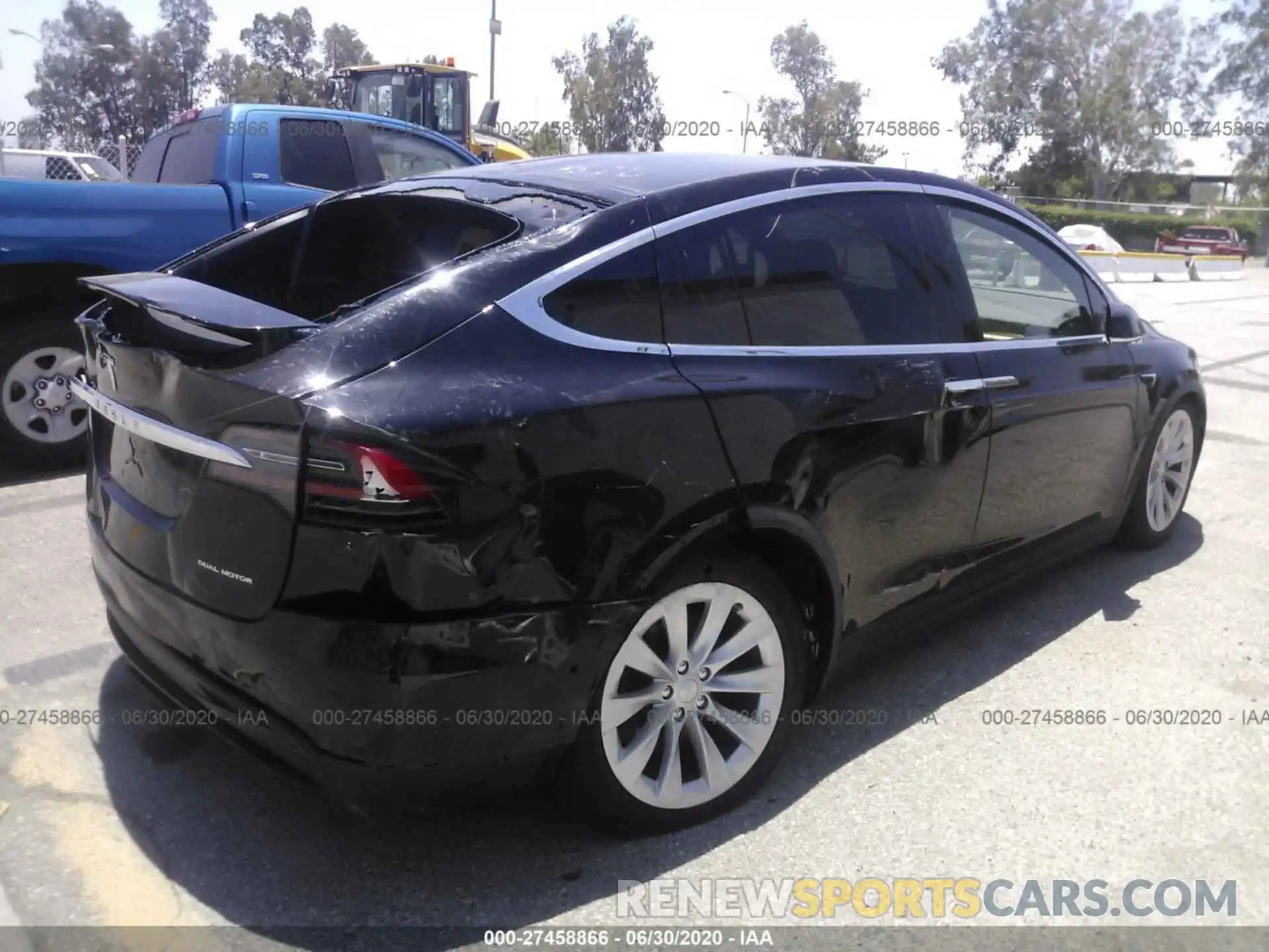 4 Photograph of a damaged car 5YJXCBE25LF217562 TESLA MODEL X 2020