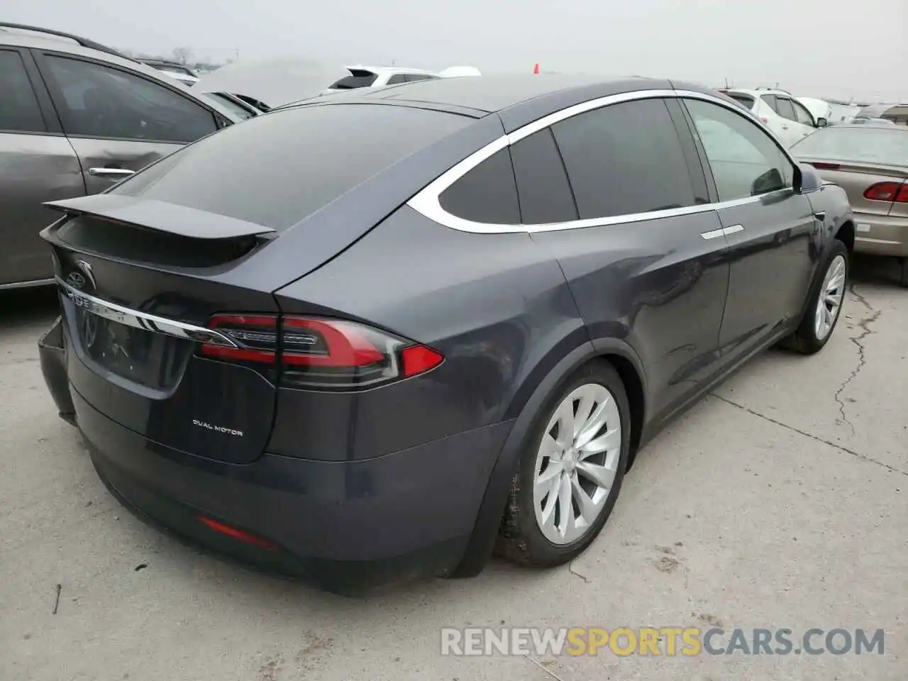 4 Фотография поврежденного автомобиля 5YJXCBE25LF301879 TESLA MODEL X 2020