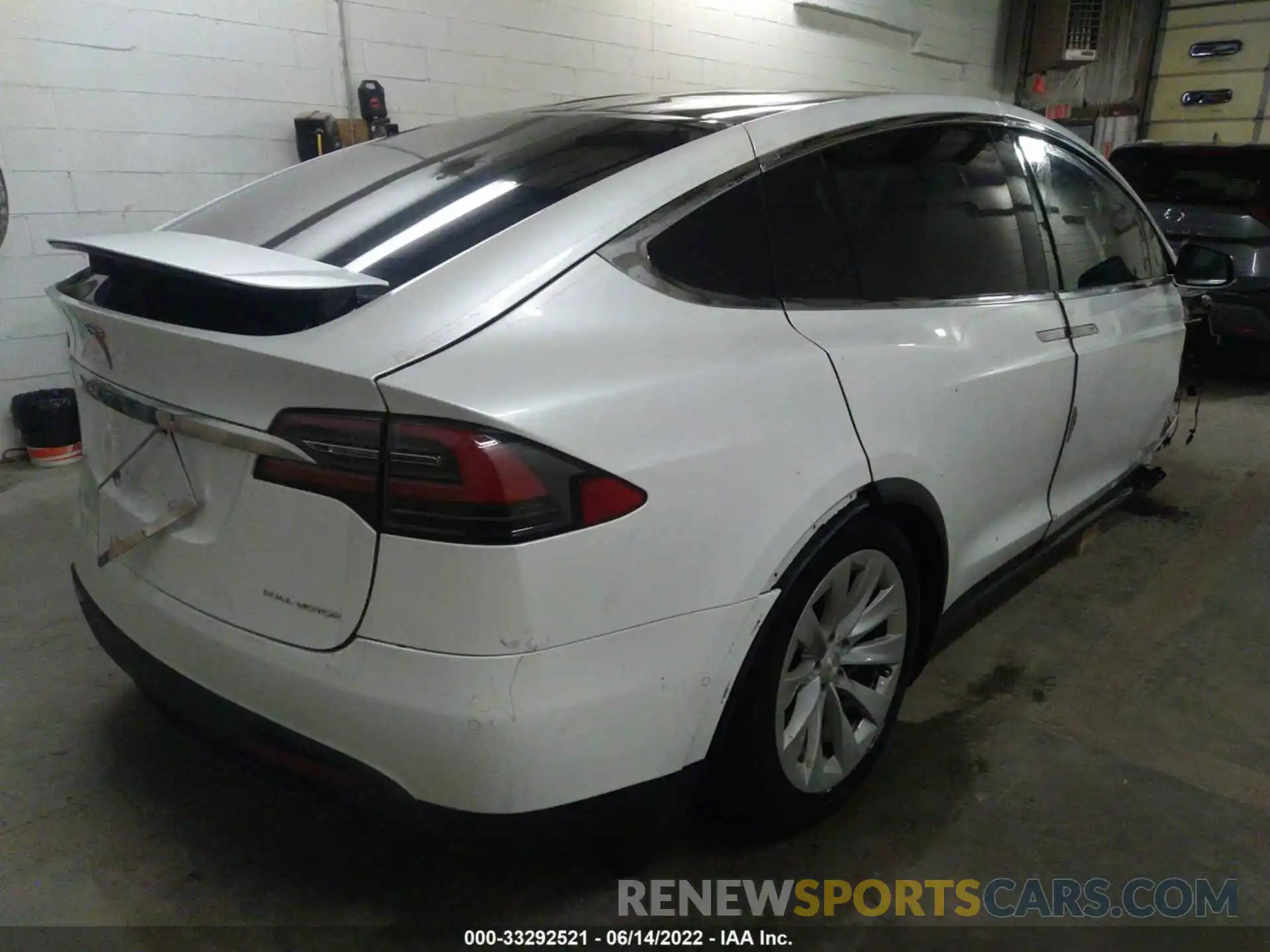 4 Photograph of a damaged car 5YJXCBE26LF261747 TESLA MODEL X 2020