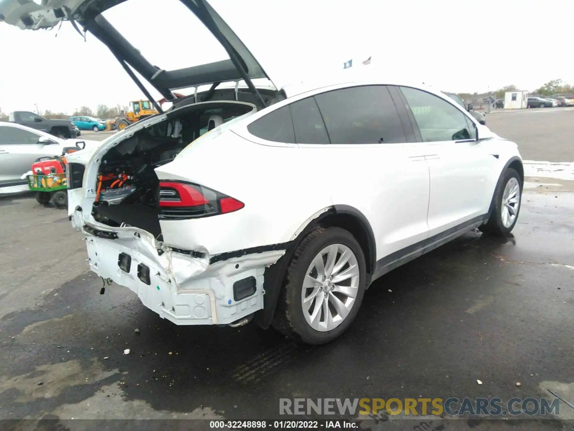 4 Фотография поврежденного автомобиля 5YJXCBE26LF300272 TESLA MODEL X 2020